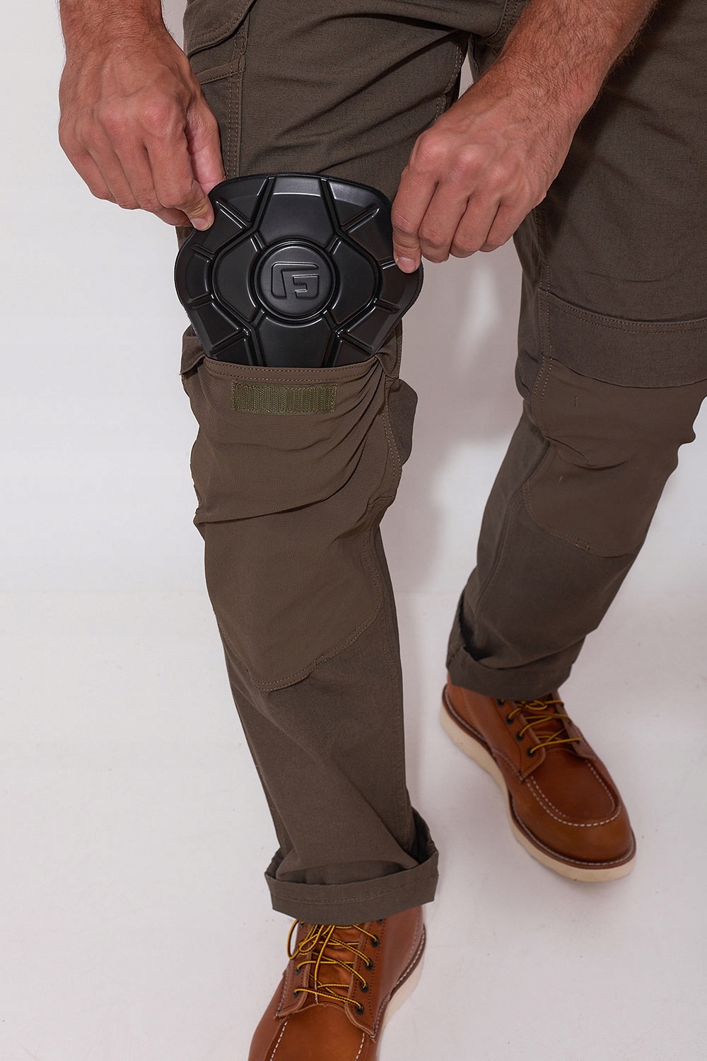Dlaczego warto wybrać odzież roboczą Carhartt?