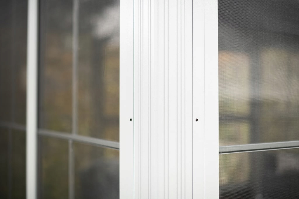 Łatwy montaż i całoroczne użytkowanie