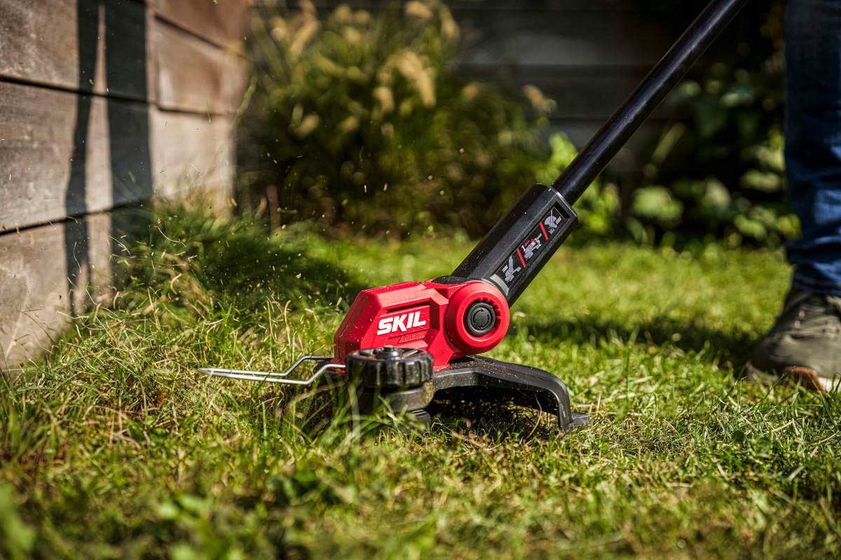 GRASTRIMMER CORDLESS 30CM 20V GT1E0241CA – Wydajne i bezprzewodowe narzędzie do pielęgnacji ogrodu