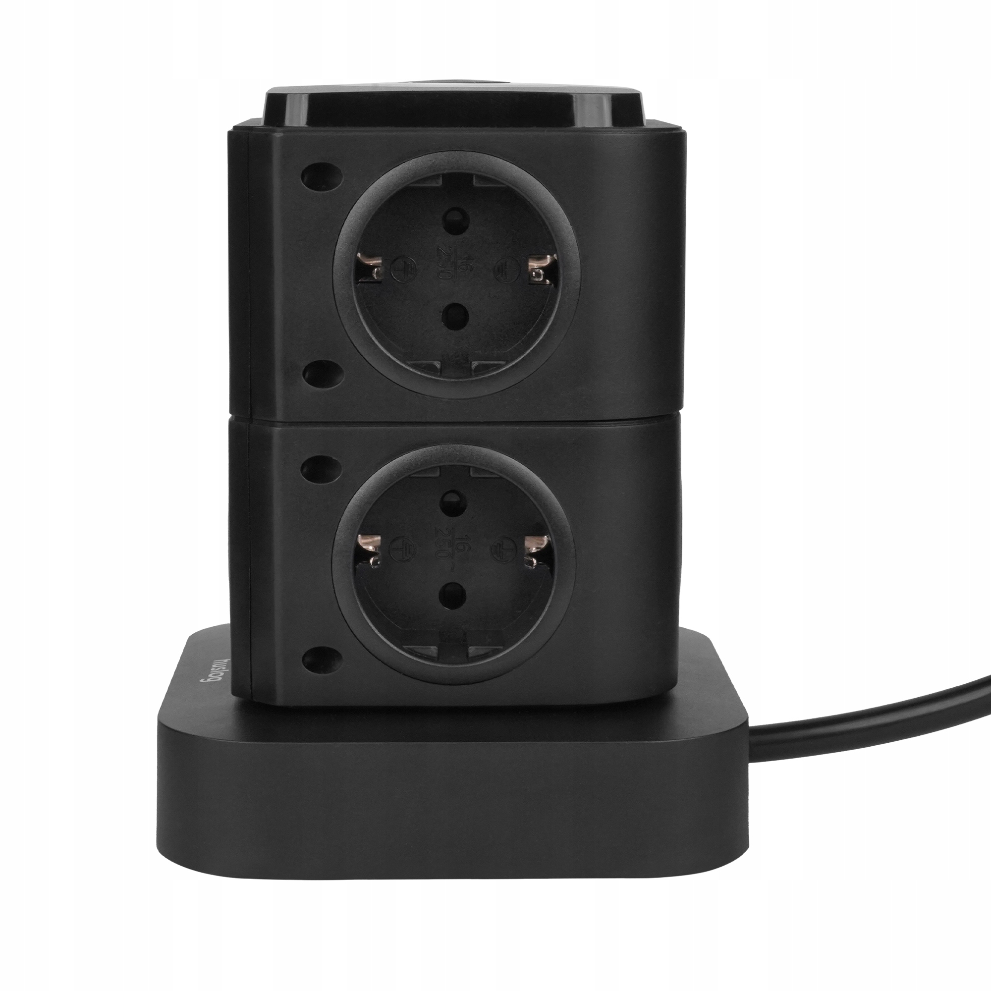 4 gniazda AC – Podłącz wszystkie niezbędne urządzenia