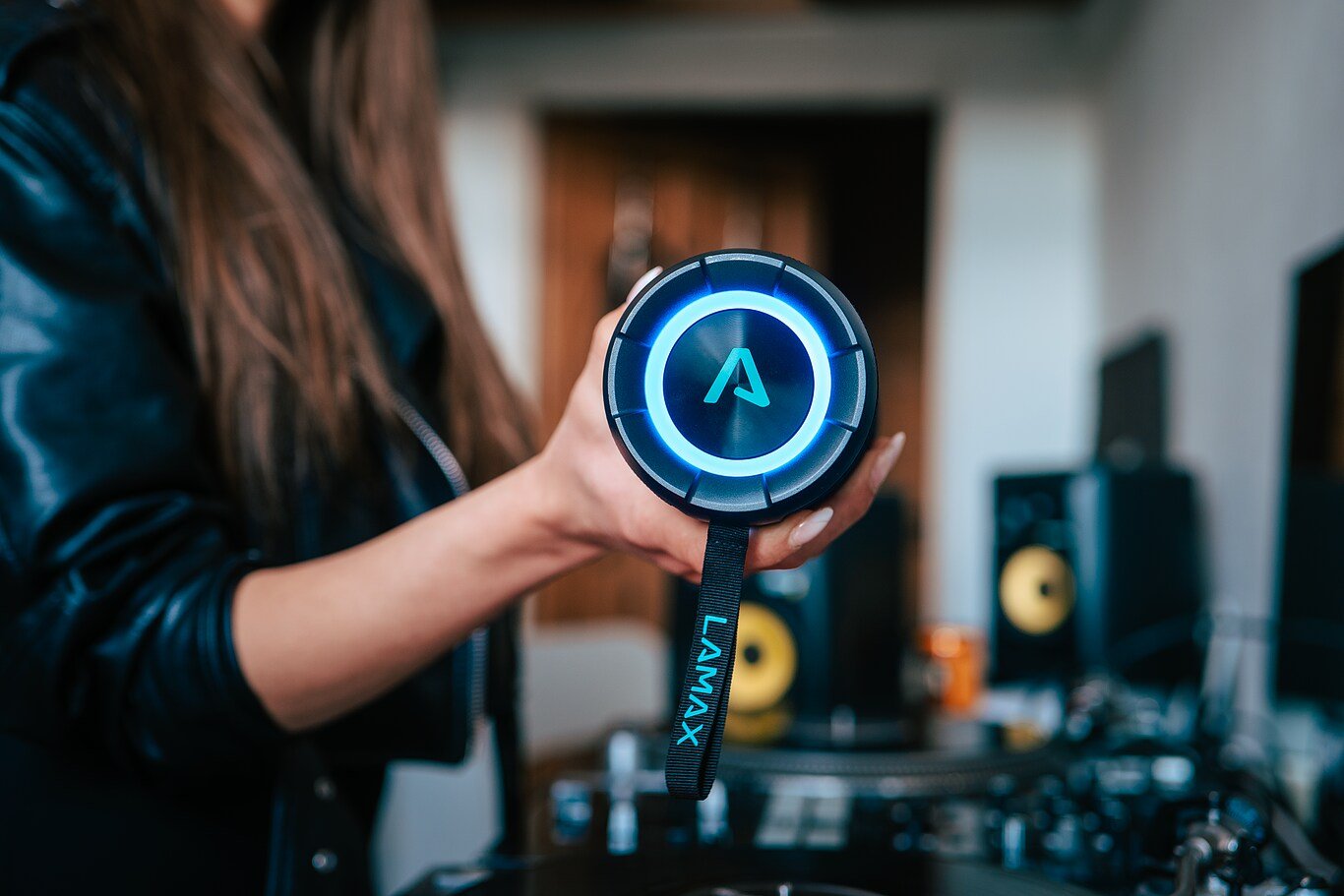 Połączenie bezprzewodowe i różne formaty