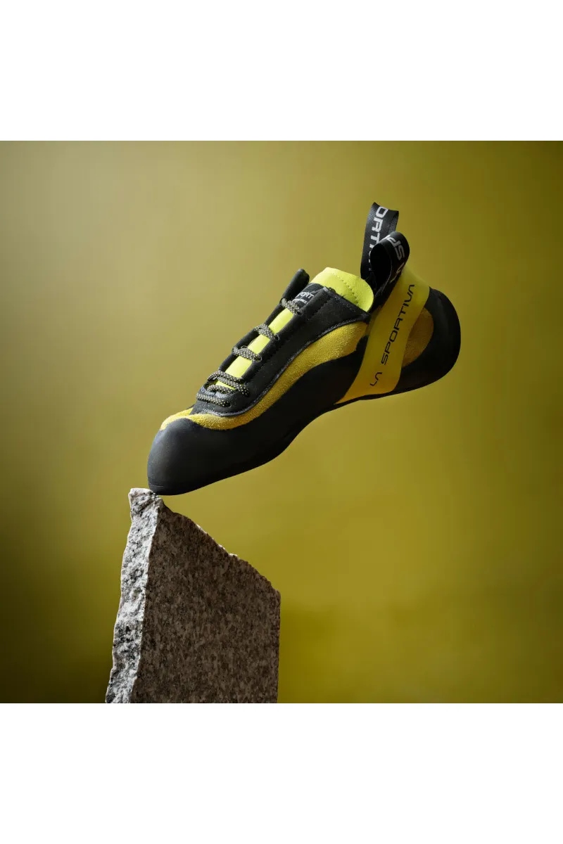 Precyzyjne sznurowanie i nowoczesny design