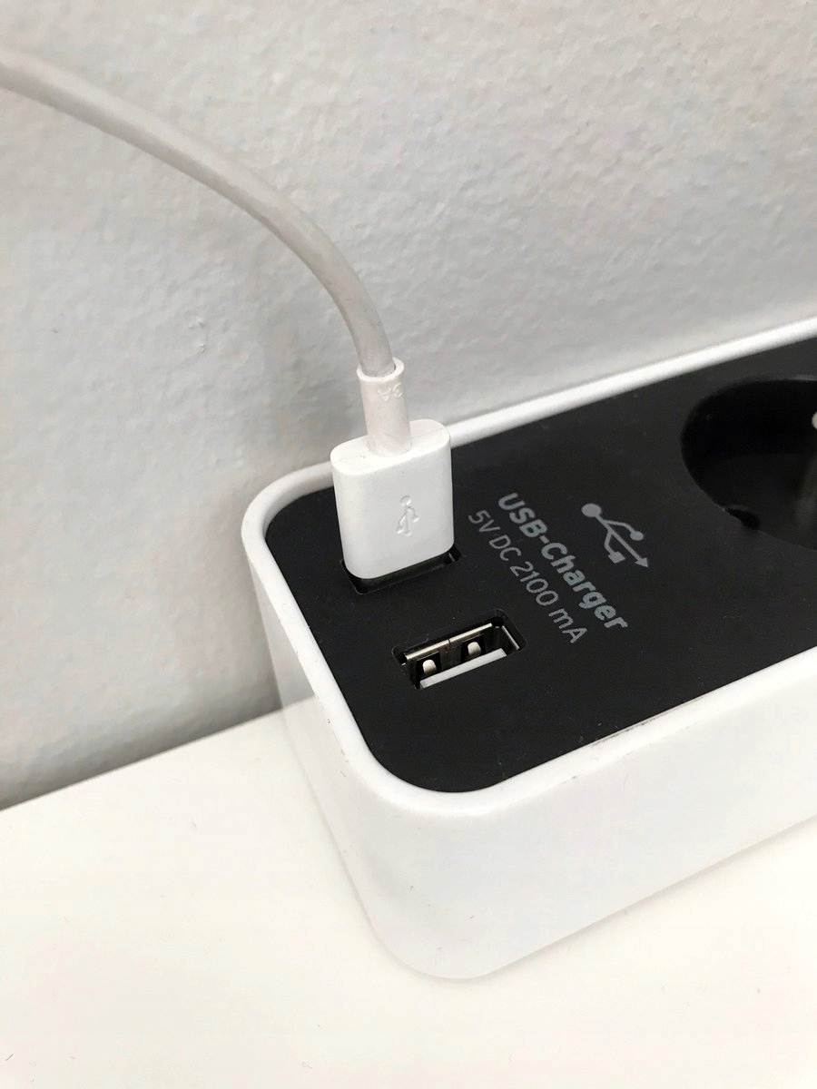 Szybkie ładowanie z 2 gniazdami USB