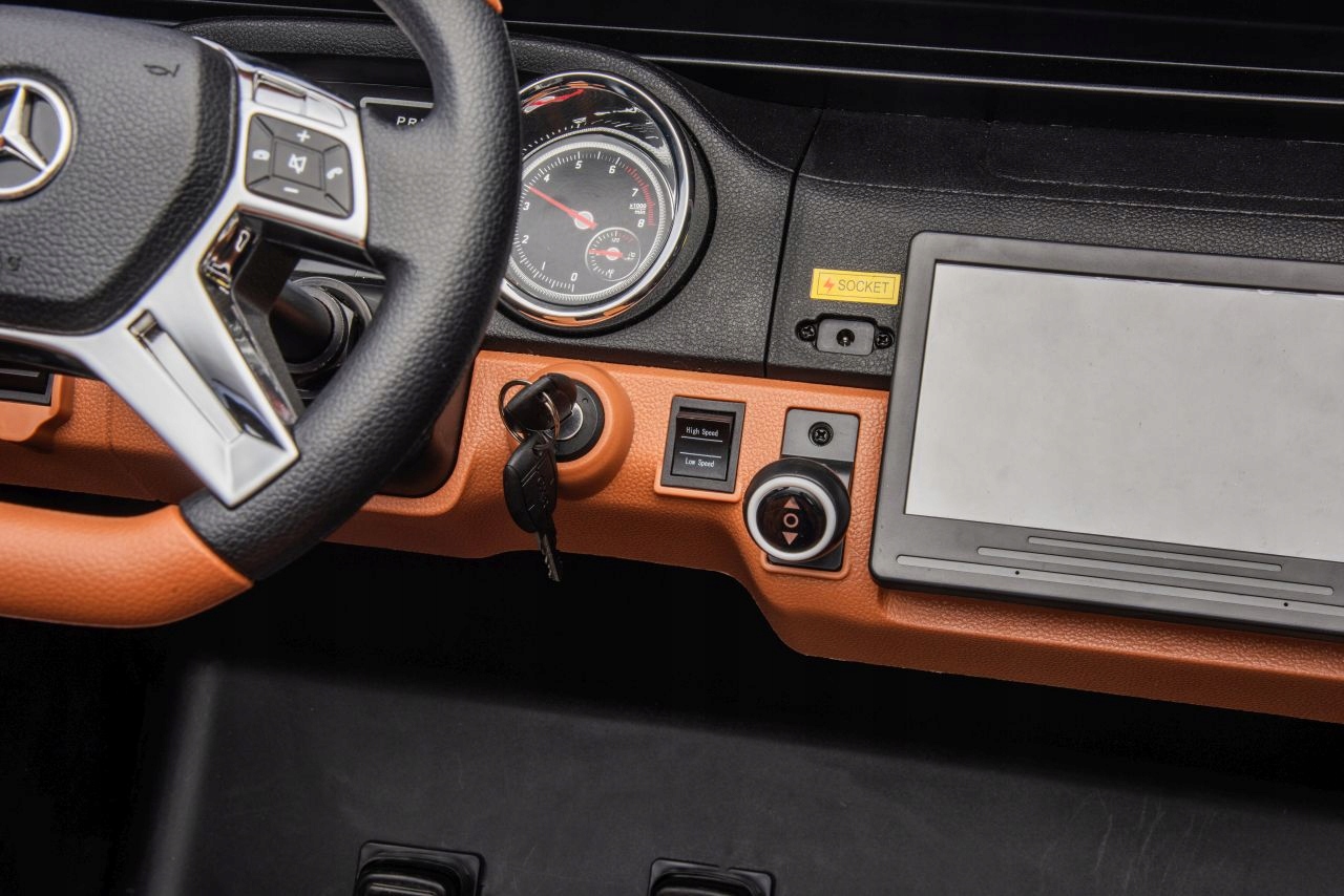 Nowoczesny panel audio z Bluetooth i wieloma funkcjami