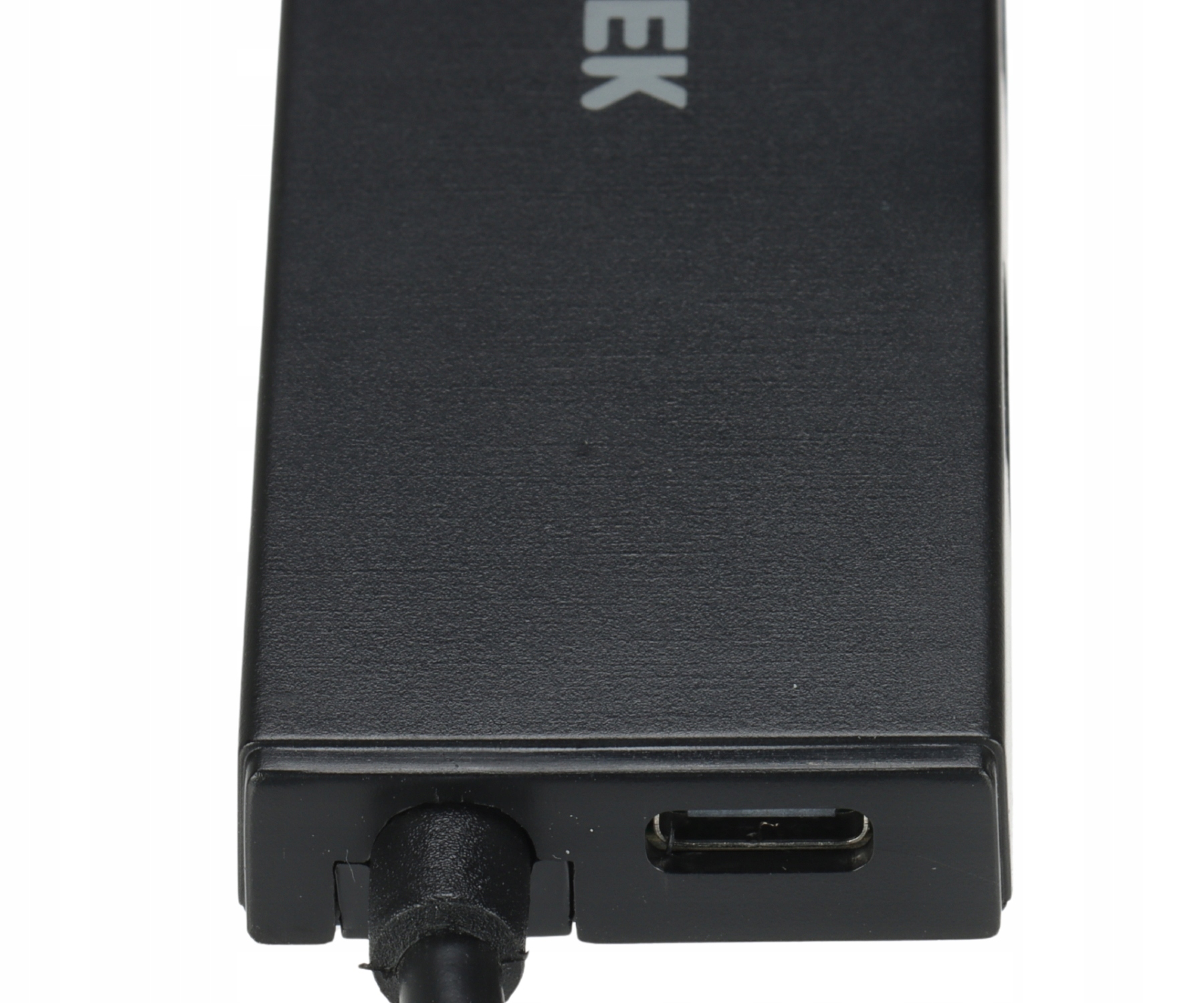 Solidne wykonanie i dodatkowe złącze zasilania USB-C