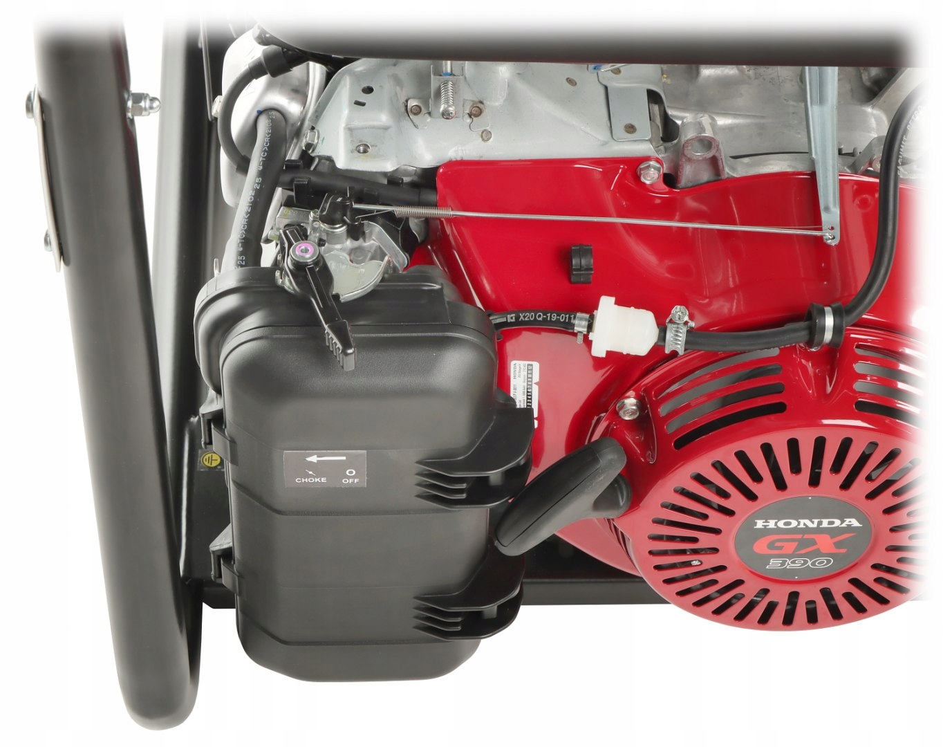 Wbudowany woltomierz i liczba gniazd sieciowych