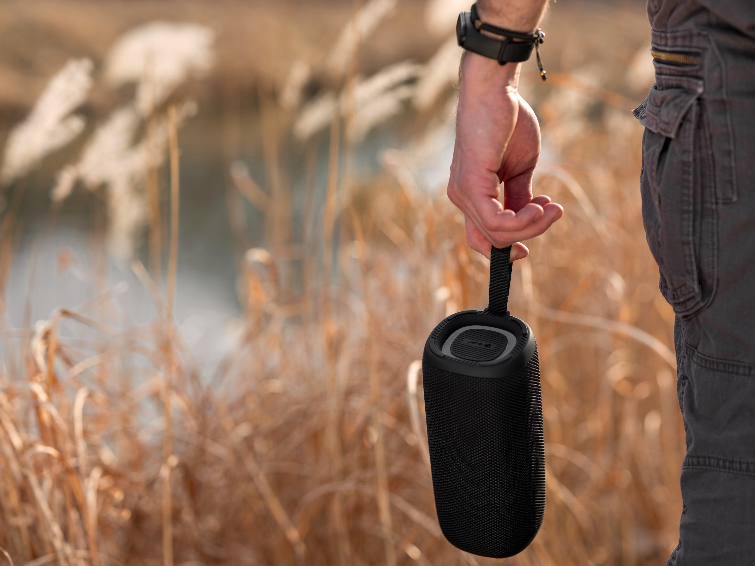 Moc 20 W – Czysty dźwięk i dynamiczny bas