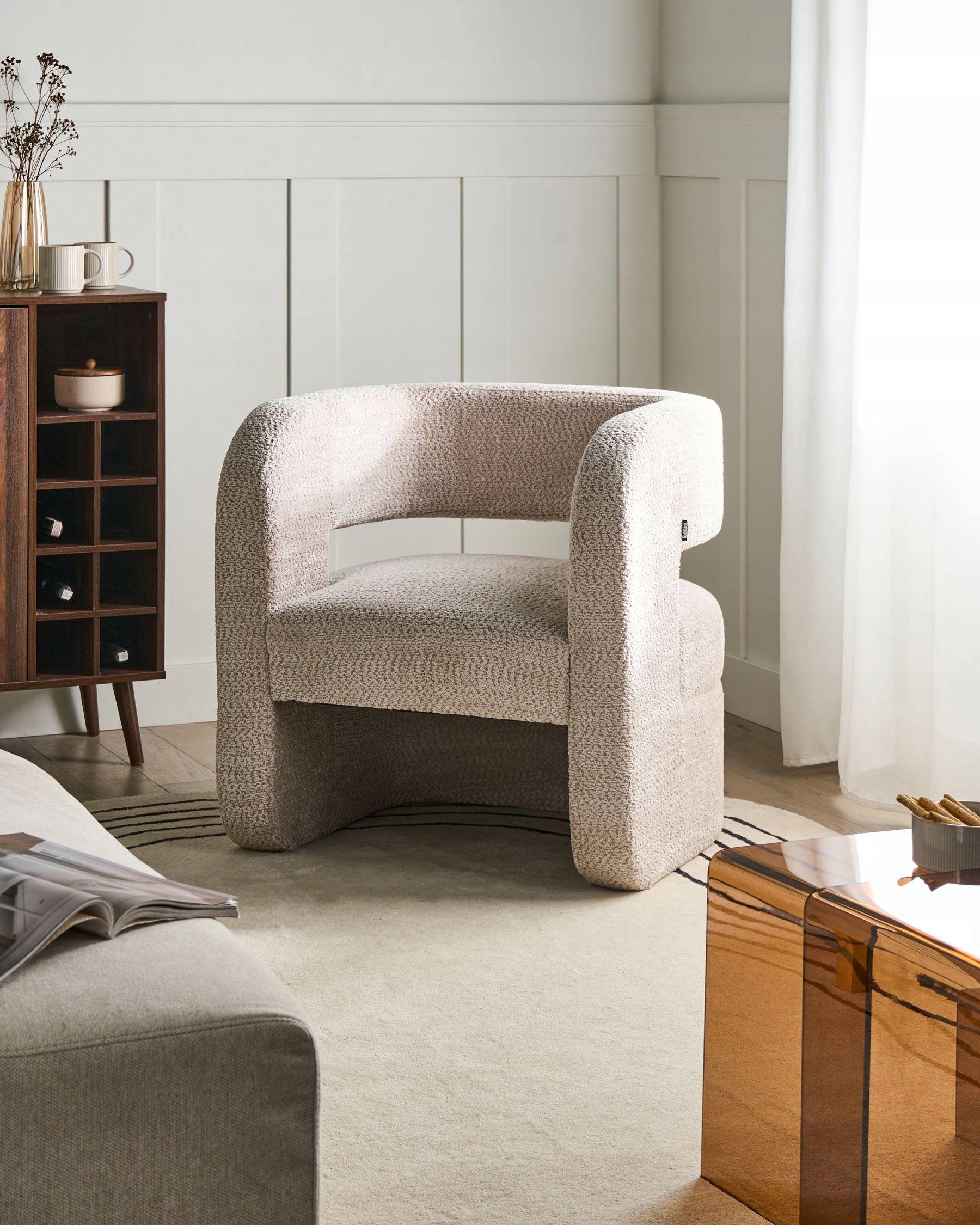 Nowoczesny design – Idealny do salonu i biura