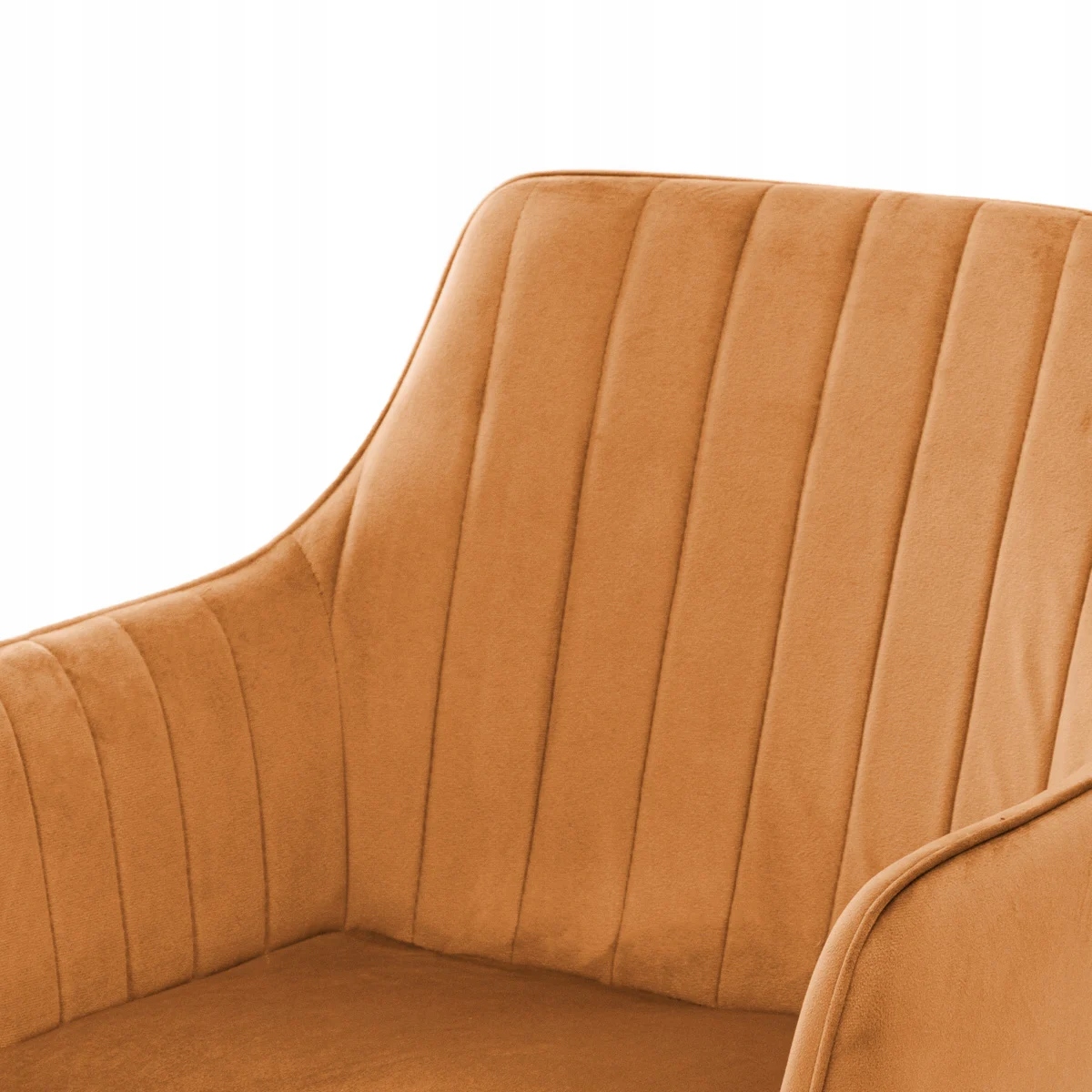 Stylowe wykończenie i miękka tapicerka