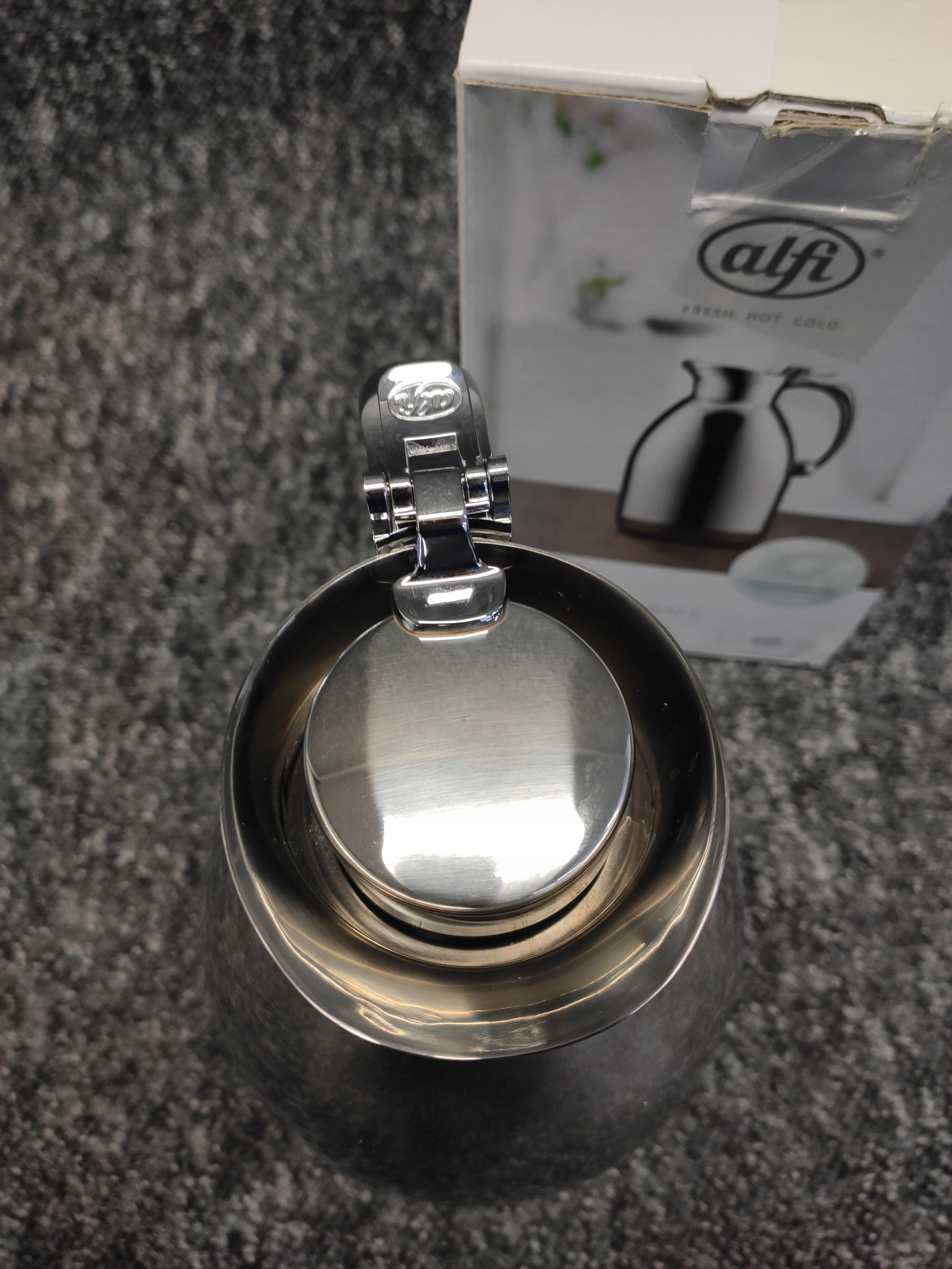 Higiena i dezynfekcja – Termoizolacyjny dzbanek klasy premium