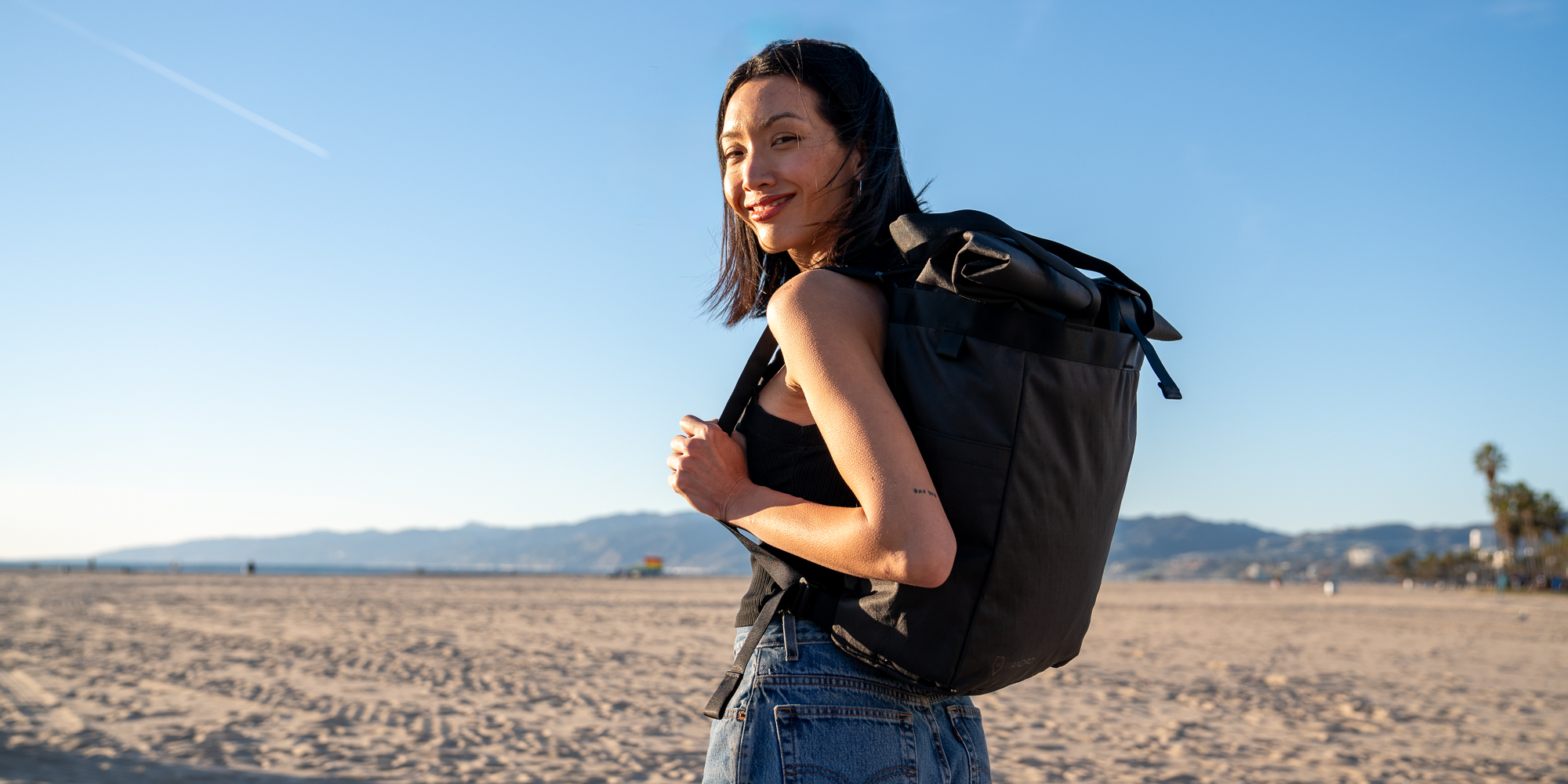 Plecakotorba Wandrd Tote Backpack - Trwała i wytrzymała