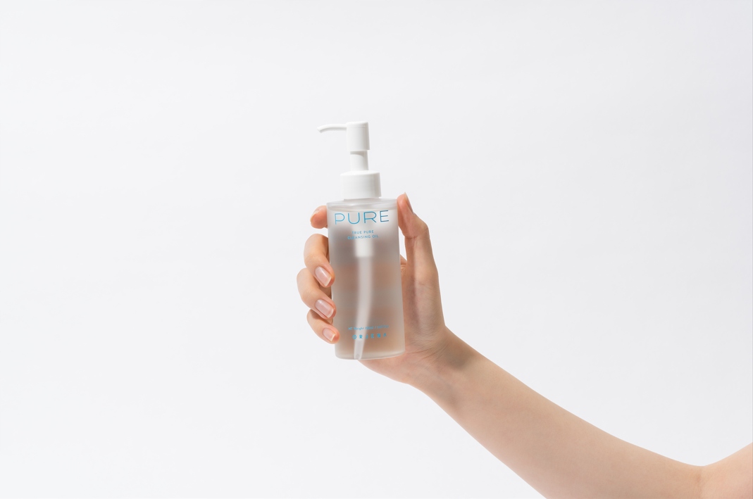 Sposób użycia olejku do demakijażu