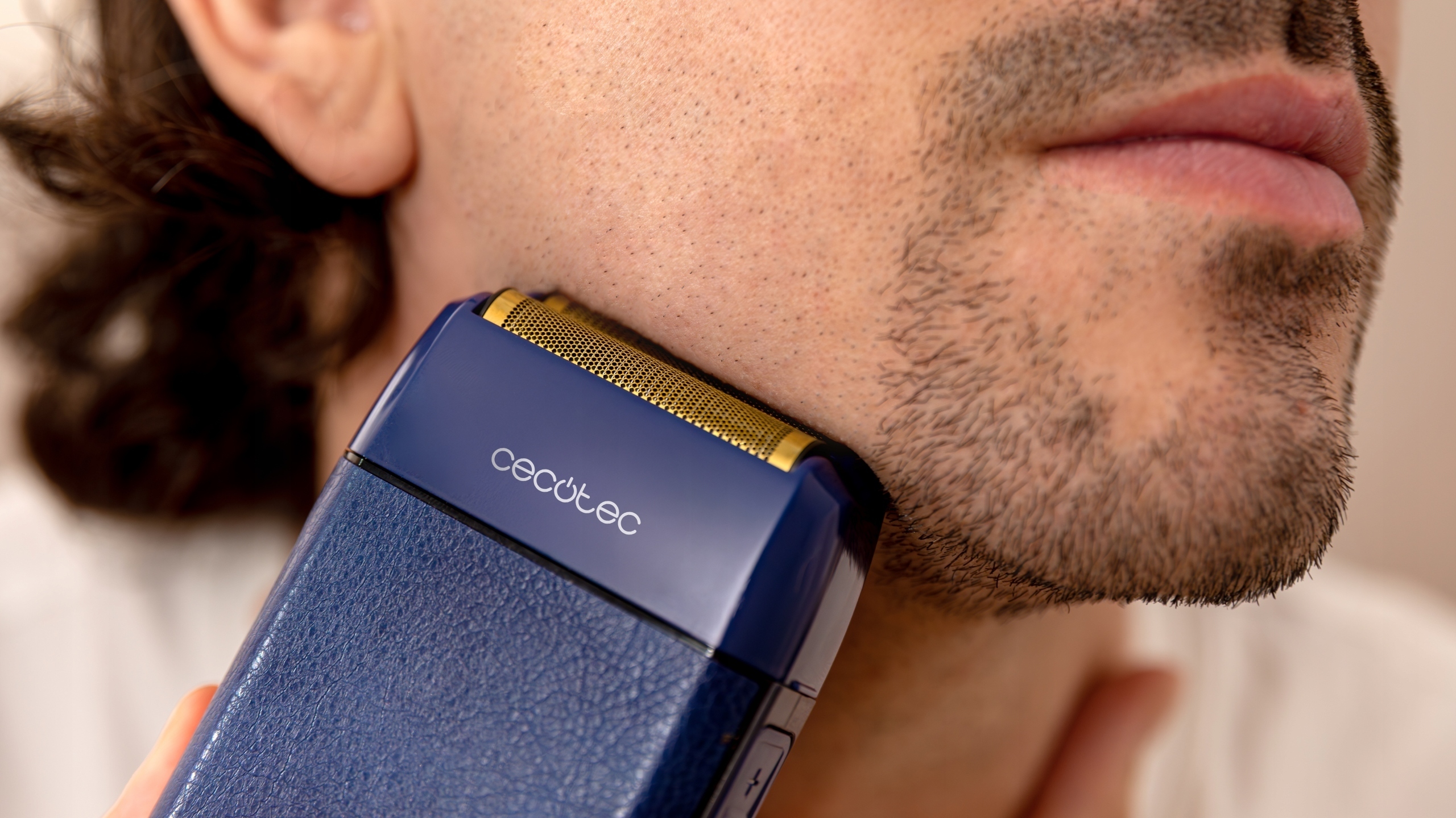 Golarka Cecotec PrecisionCare X-Trimm Pro – Luksusowe golenie na wyciągnięcie ręki