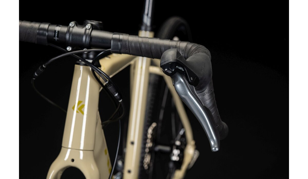 Precyzyjny napęd Shimano Claris R2000