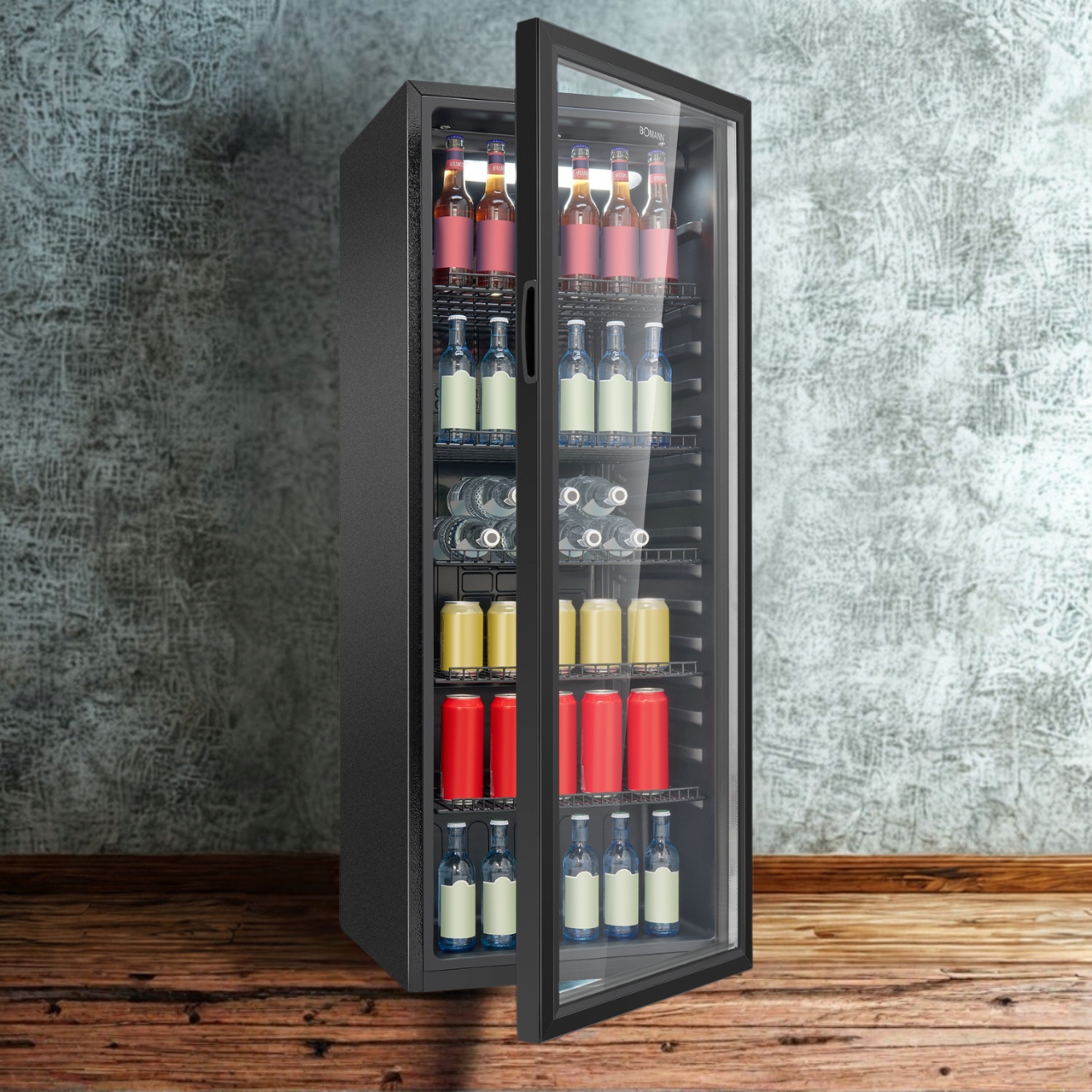 Funkcjonalne wnętrze – 5 półek i możliwość regulacji