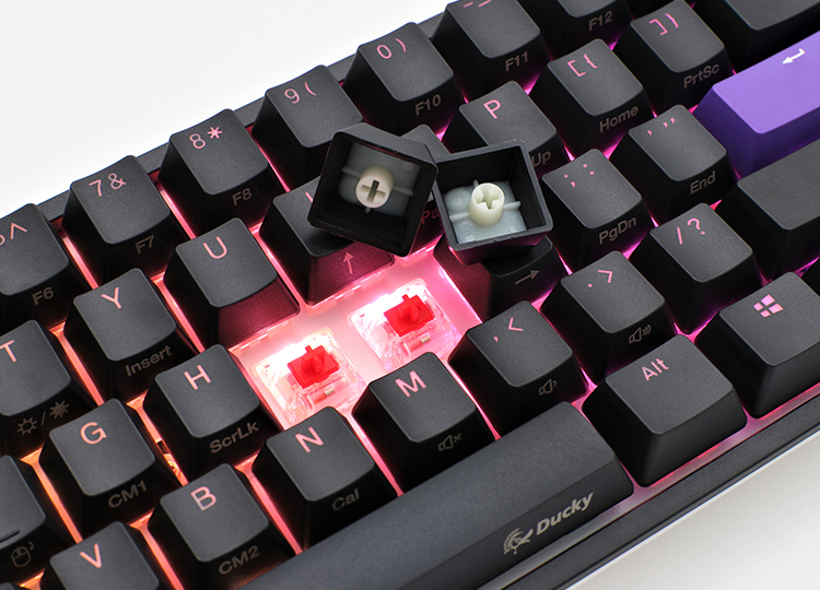 Mechaniczna konstrukcja z przełącznikami Kailh Red
