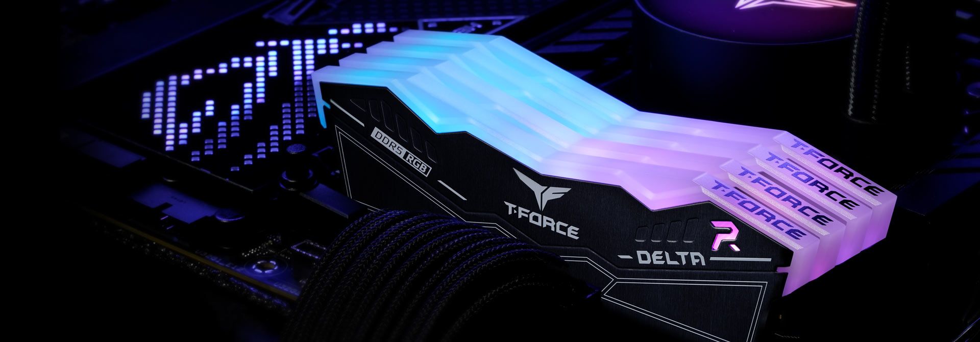 TeamGroup T-Force Delta RGB, DDR5, 32 GB, 6400MHz, CL40 ( FF3D532G6400HC40BDC01) - Pamięć - Morele.net