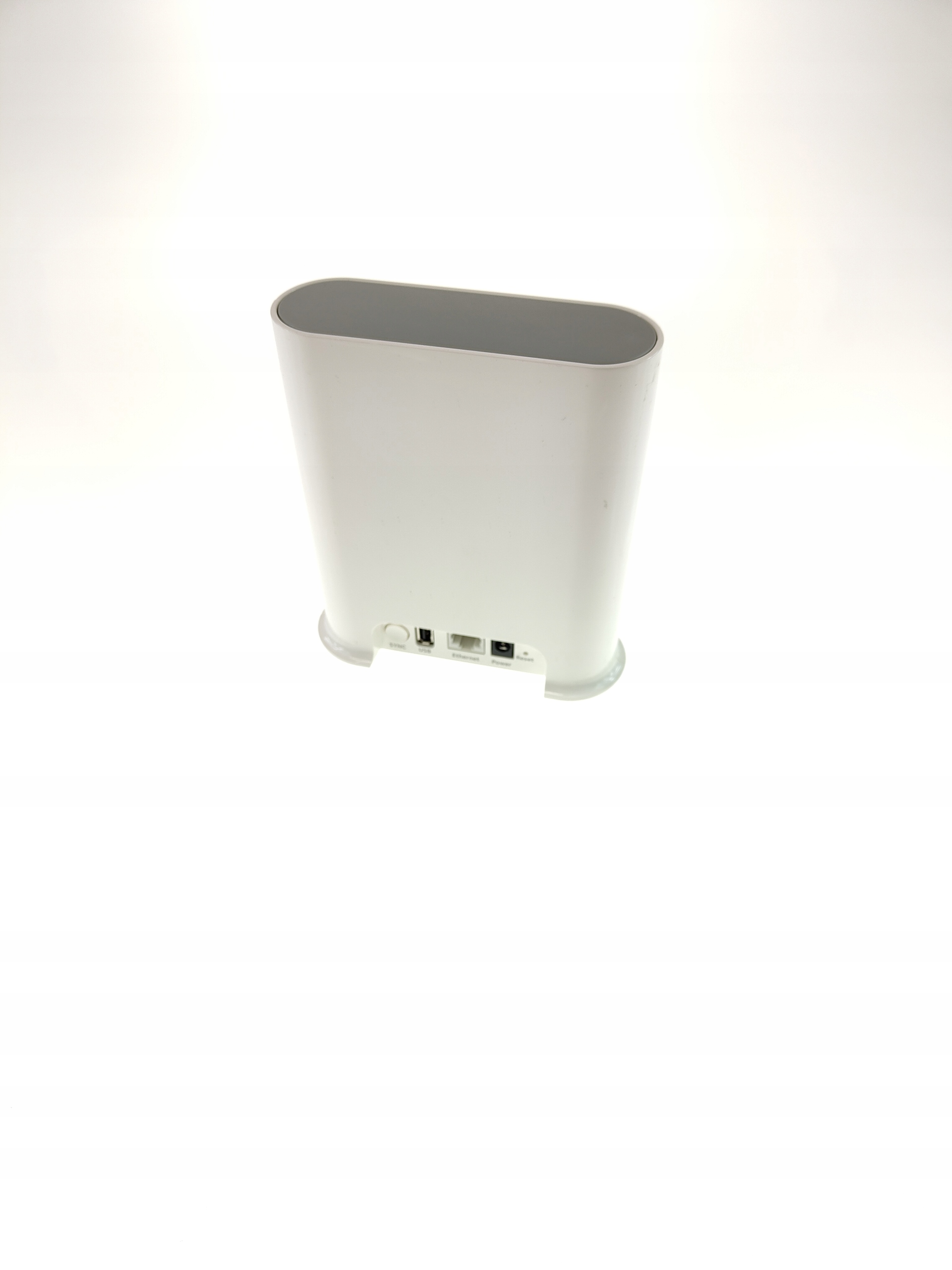 Łatwa instalacja i podłączenie przez Ethernet