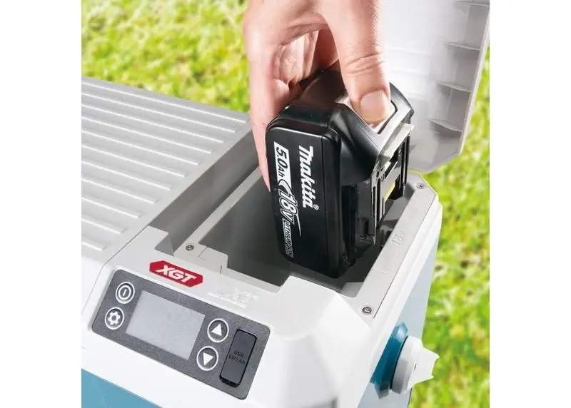 Wskaźnik naładowania i wyświetlacz LED – Prosta obsługa