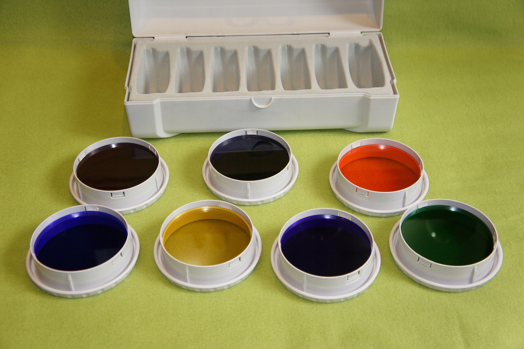 Przekonaj się, jak terapia kolorami przywraca równowagę