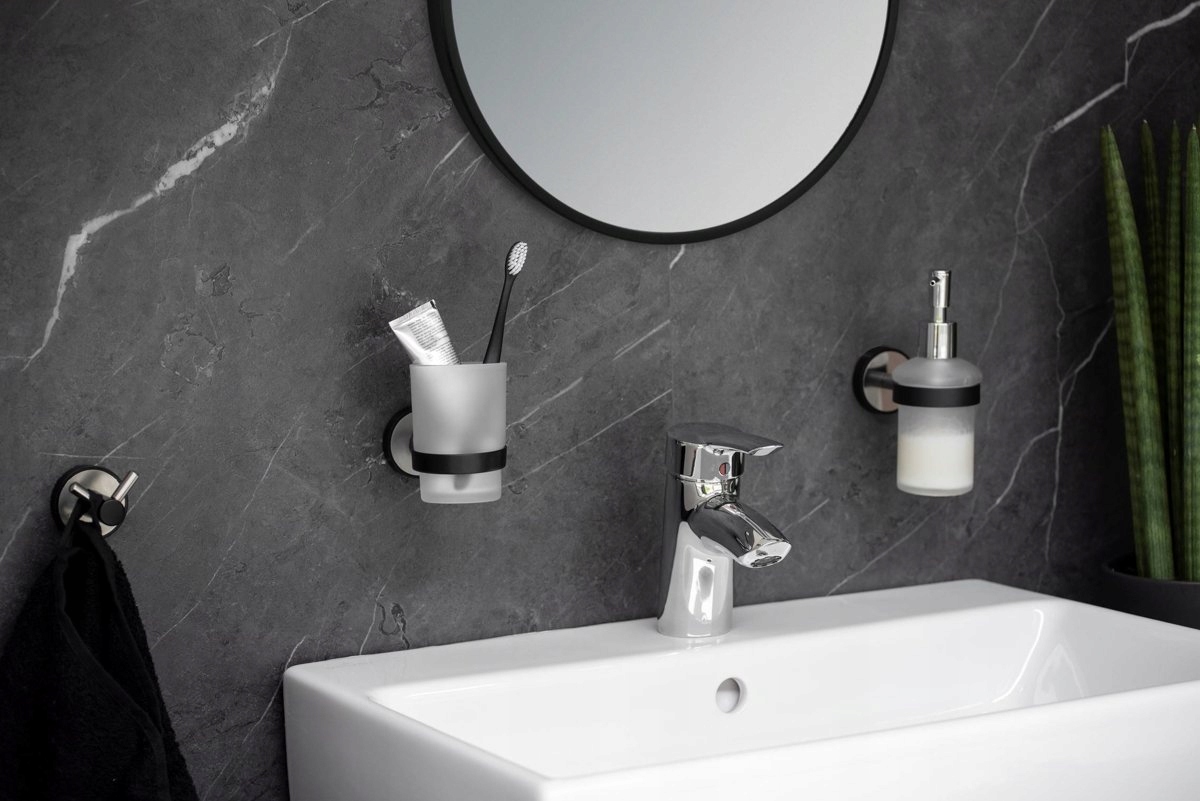 Praktyczny rozmiar – Idealne wymiary do każdej łazienki