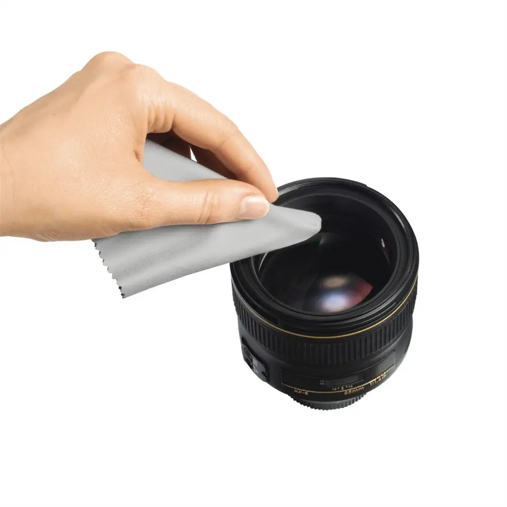 Wysokiej jakości mikrofibra – Skuteczne usuwanie kurzu i brudu