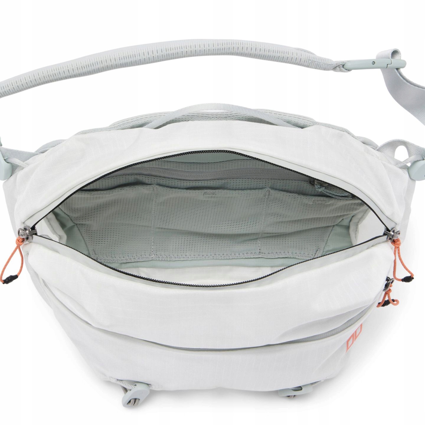 Praktyczne kieszenie i organizacja – idealne na drobne akcesoria