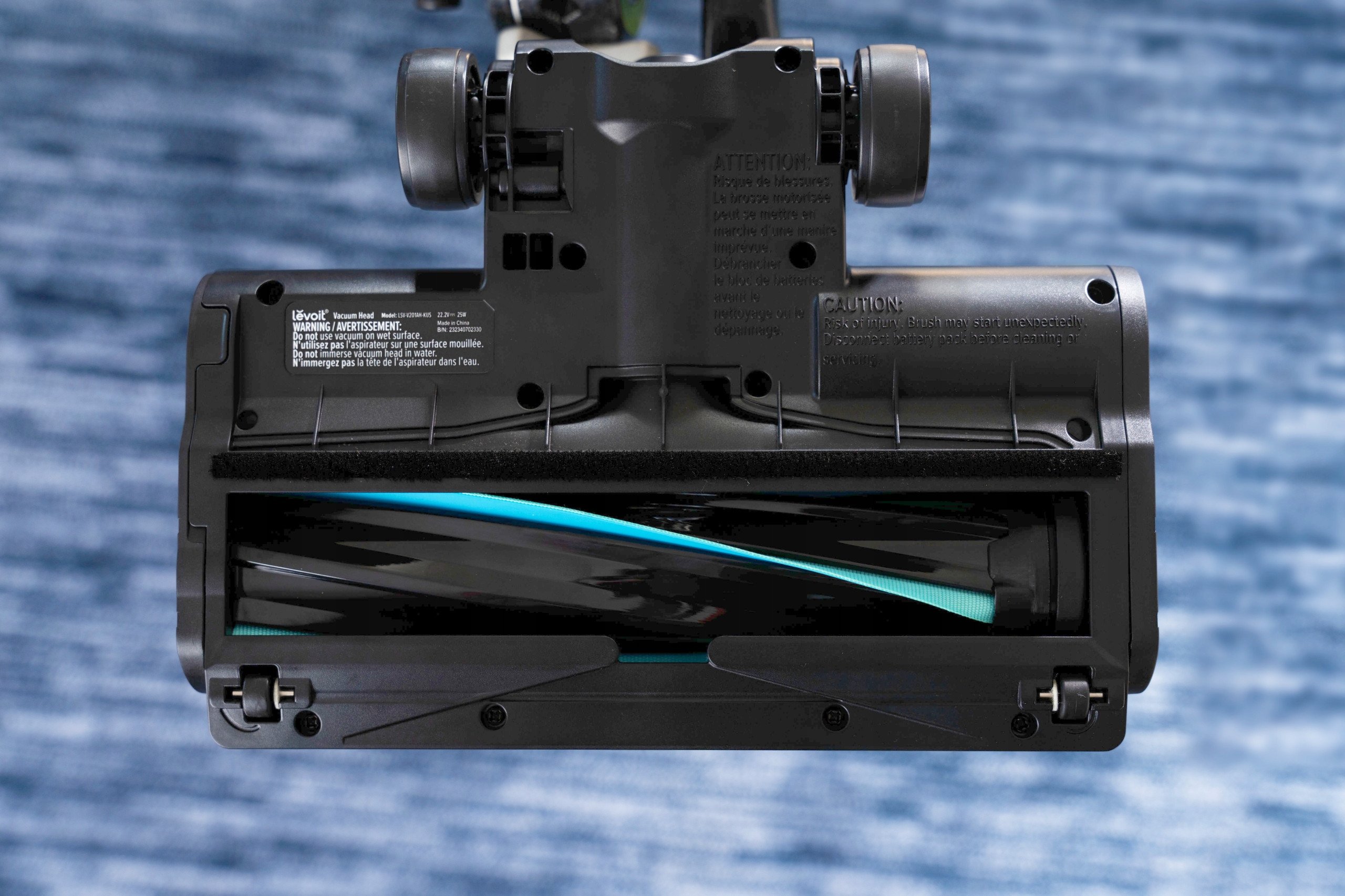 Łatwe opróżnianie pojemnika na kurz