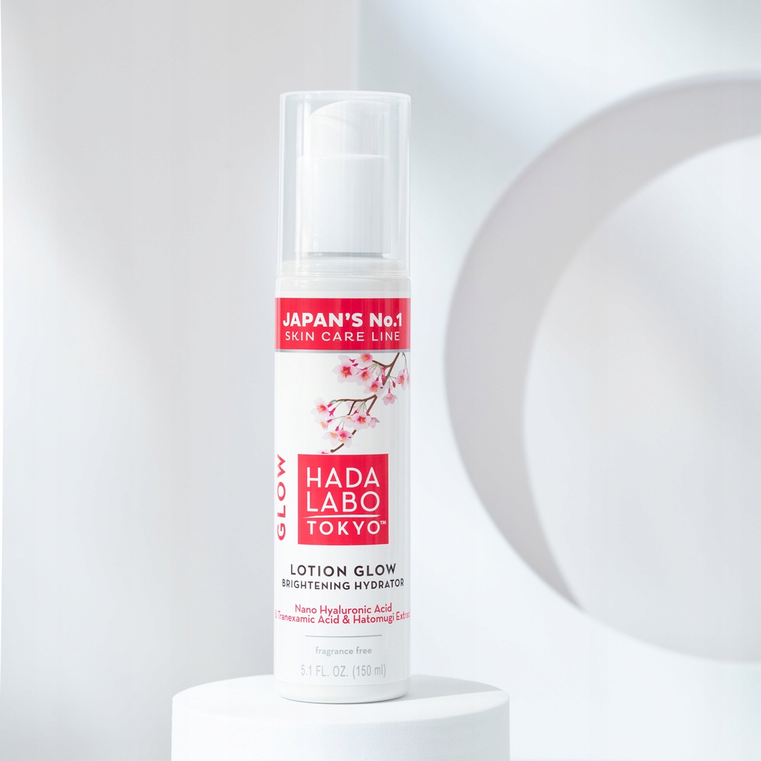 Składniki aktywne: Kwas hialuronowy i ekstrakt Hatomugi