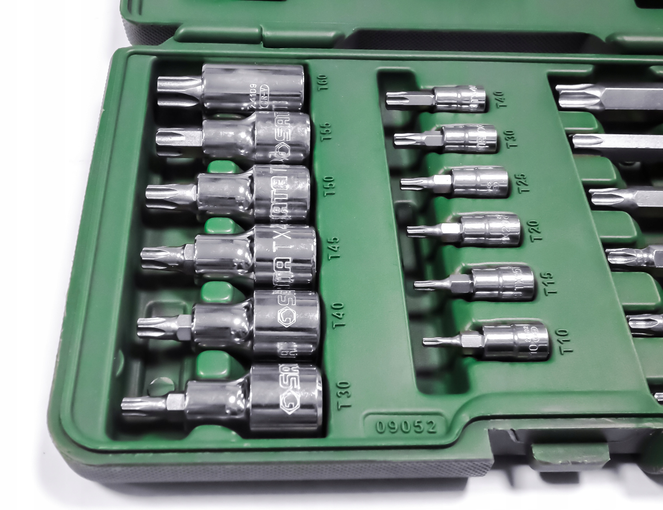 Zastosowanie w różnych branżach – Narzędzia dla przemysłu, motoryzacji i konserwacji