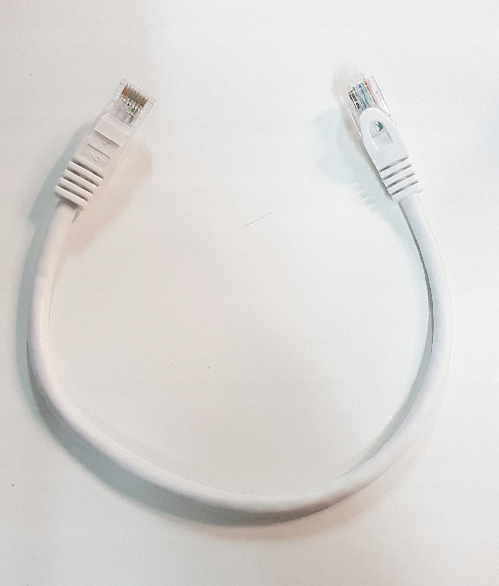 Patchcord Cat.6, U/UTP, 0.3m – Wysoka jakość połączeń sieciowych