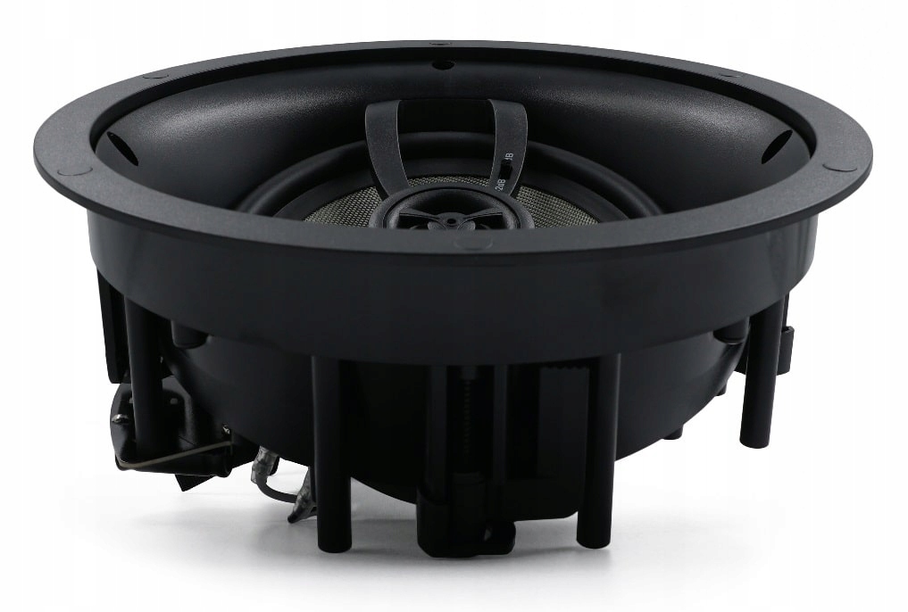 Pochylony przetwornik dla precyzyjnego kierowania dźwiękiem