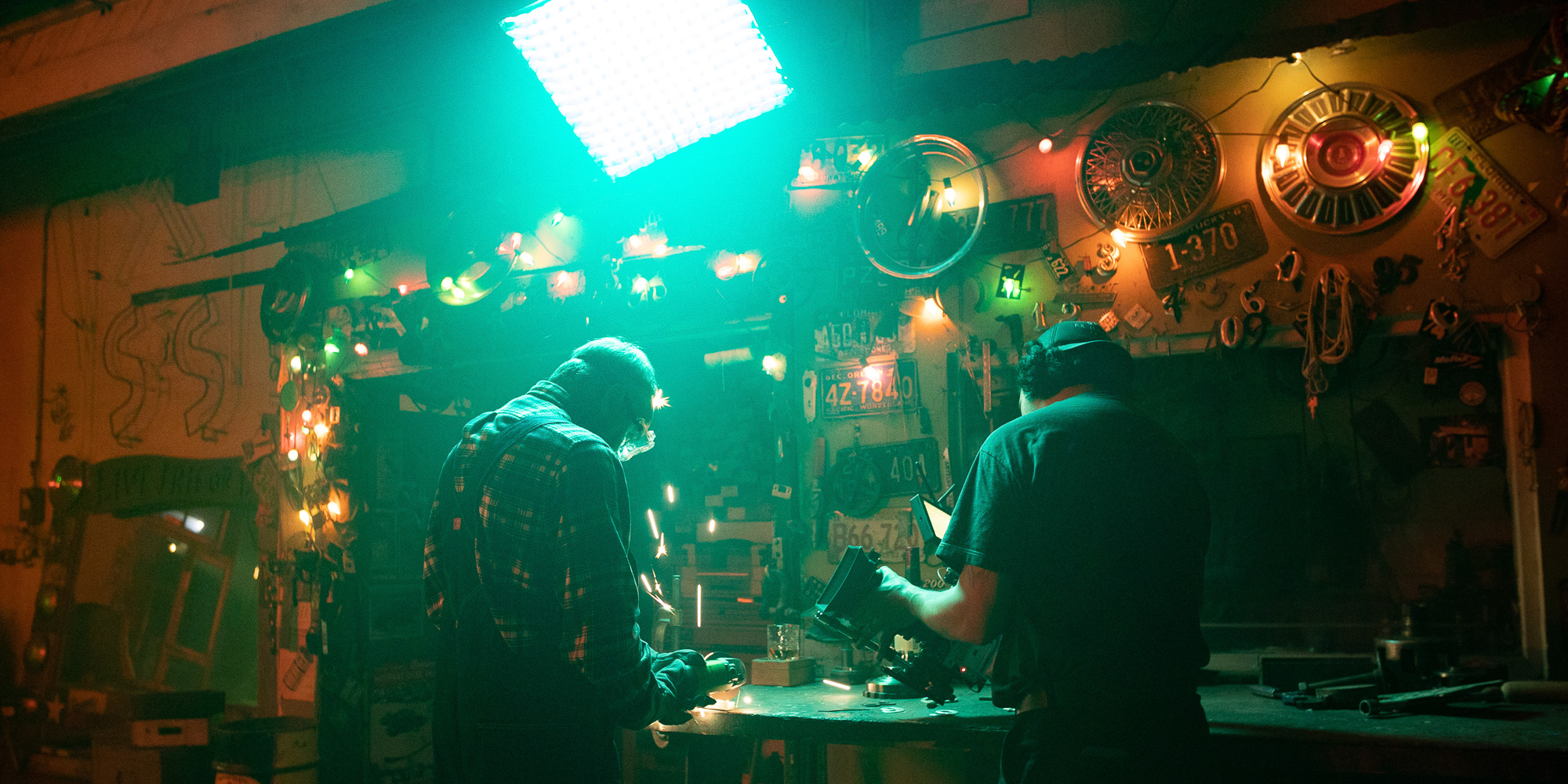 Lampa LED Amaran F22c - V-mount - Magia kolorowego światła