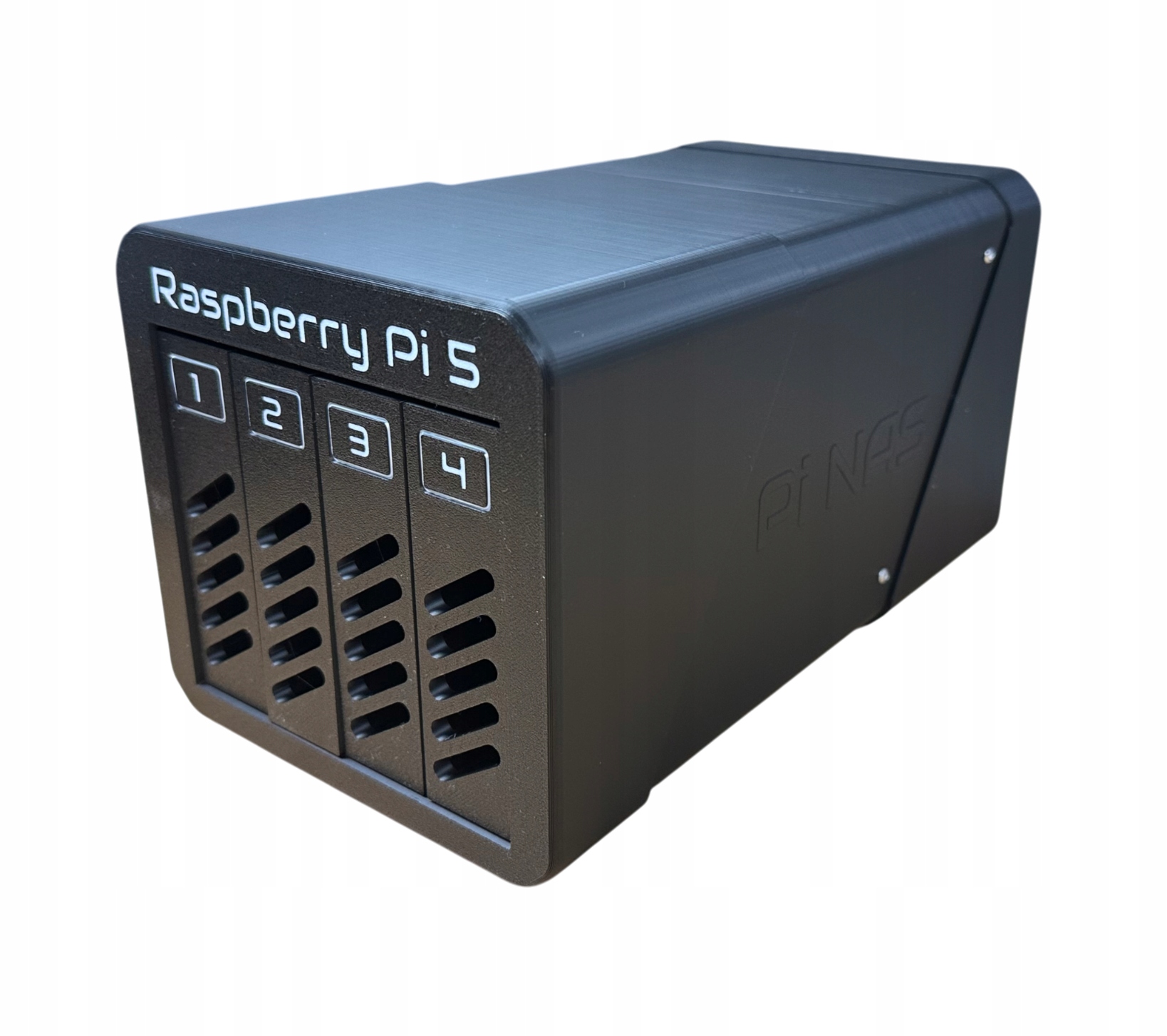 NAS 4-Bay RPi 5 PLA na 4 dyski 3.5” – Innowacyjne rozwiązanie do przechowywania danych
