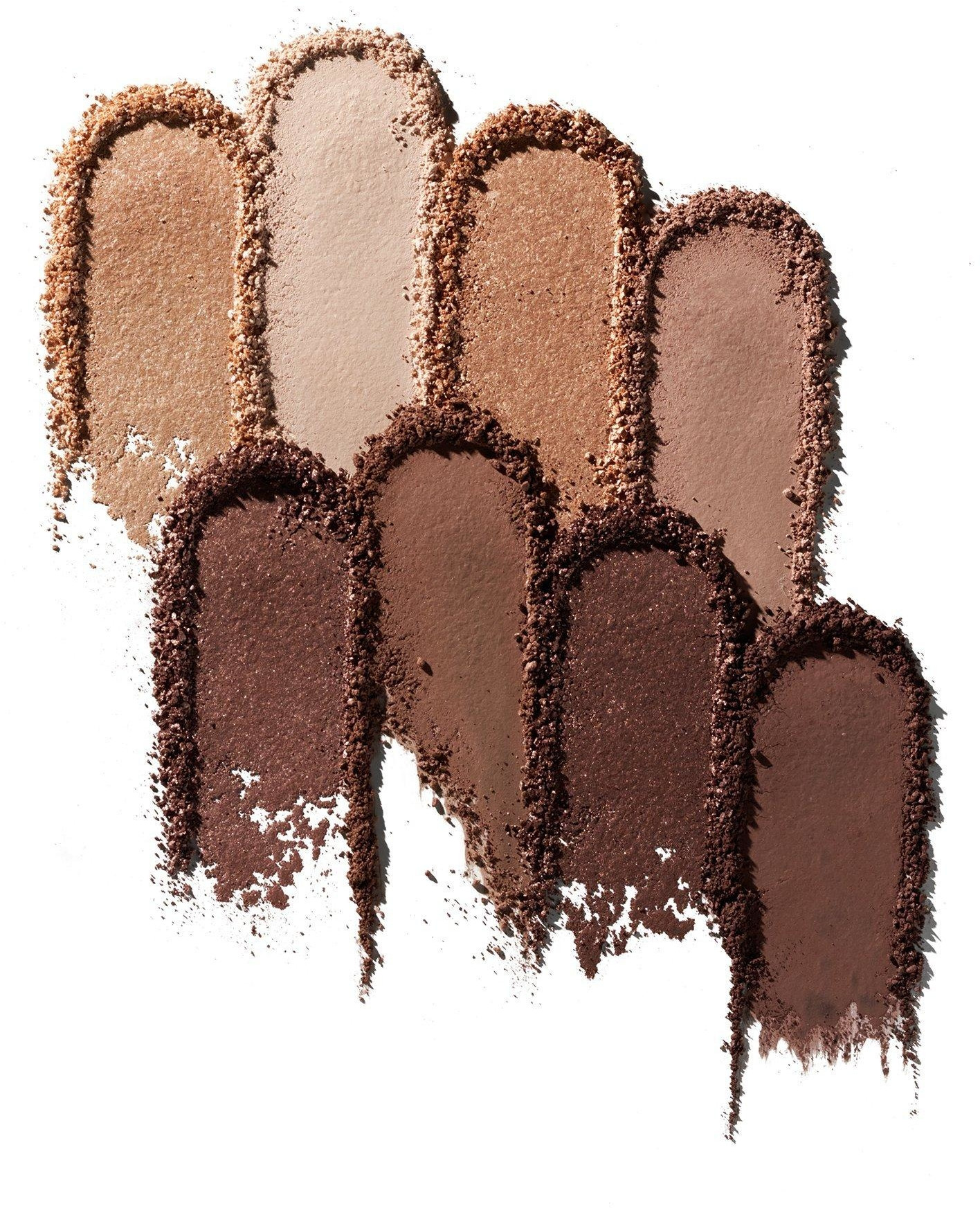 Osiem mocno napigmentowanych odcieni w eleganckich tonacjach nude