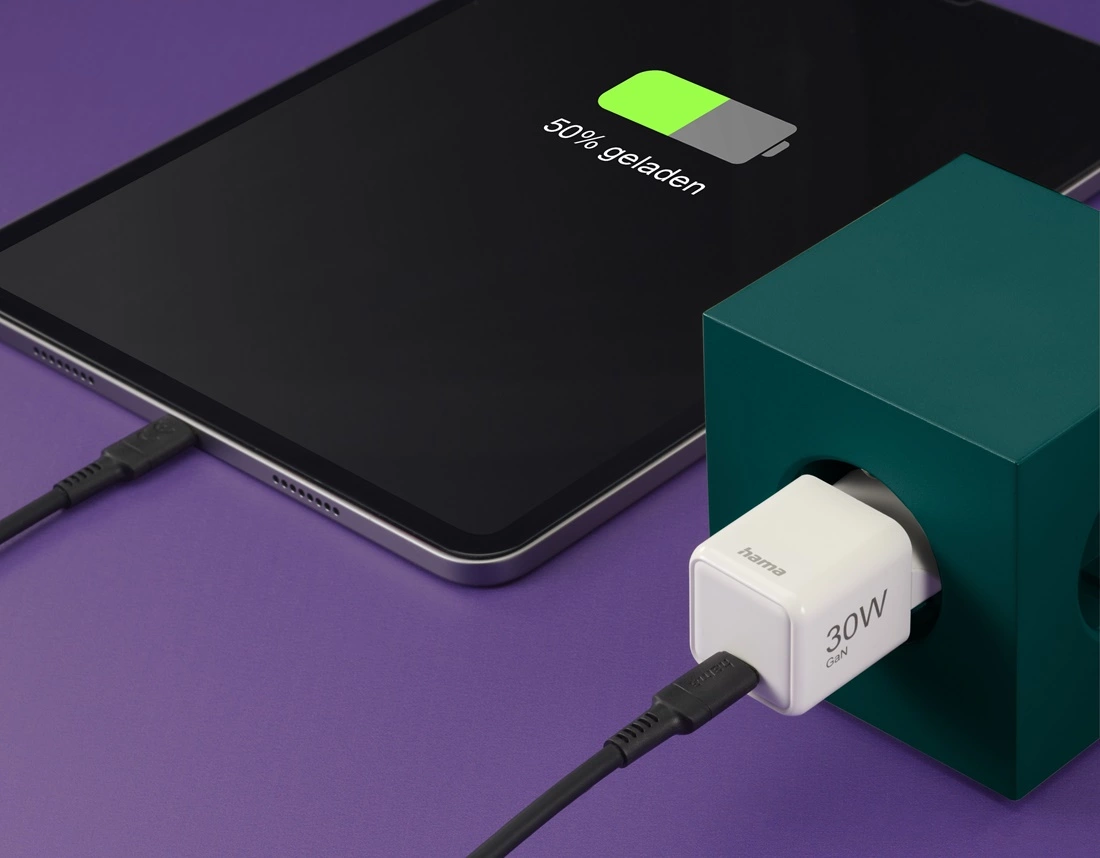 Super mała ładowarka USB‑C zajmująca niewiele miejsca