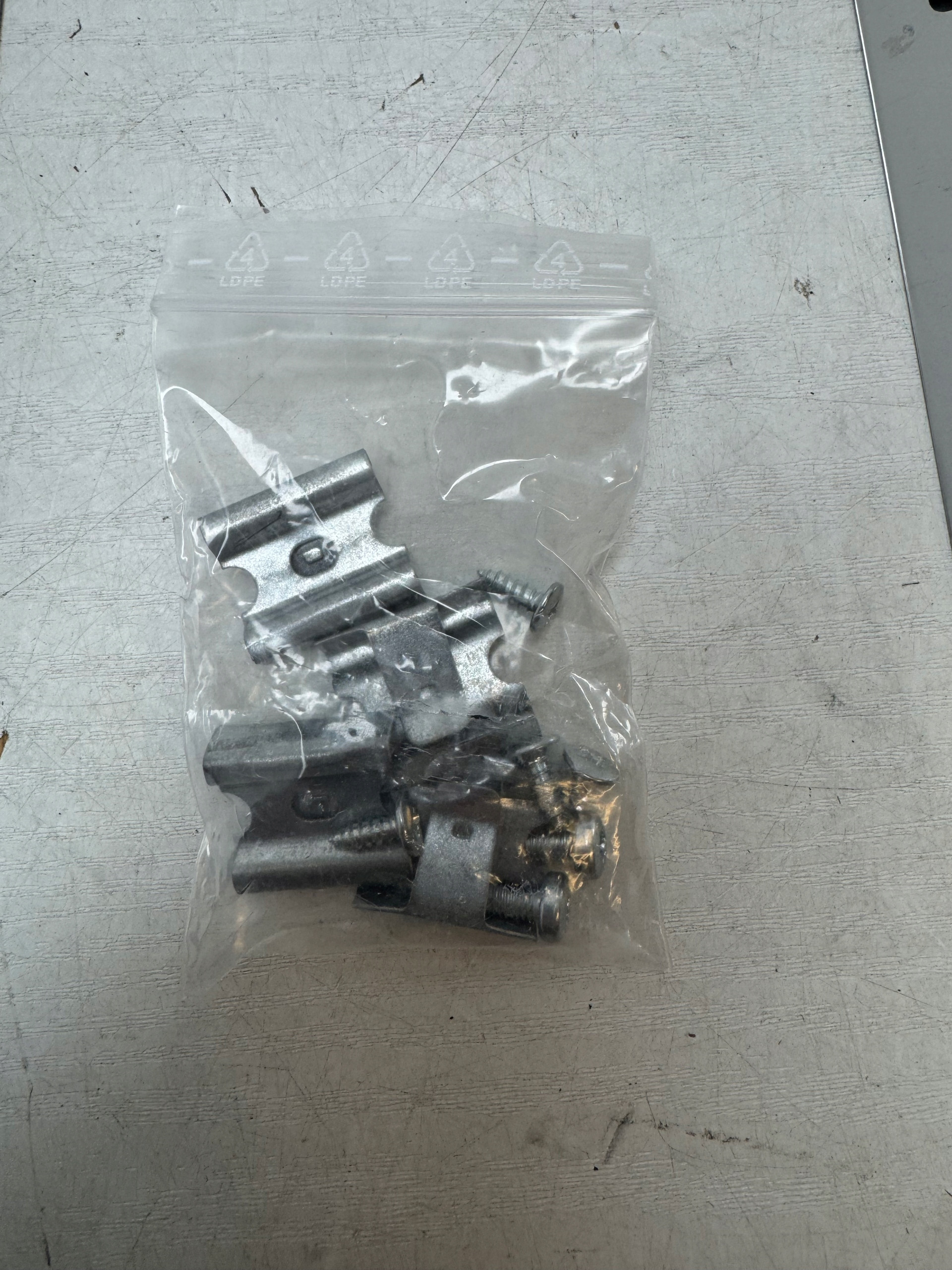 Zawartość opakowania i waga