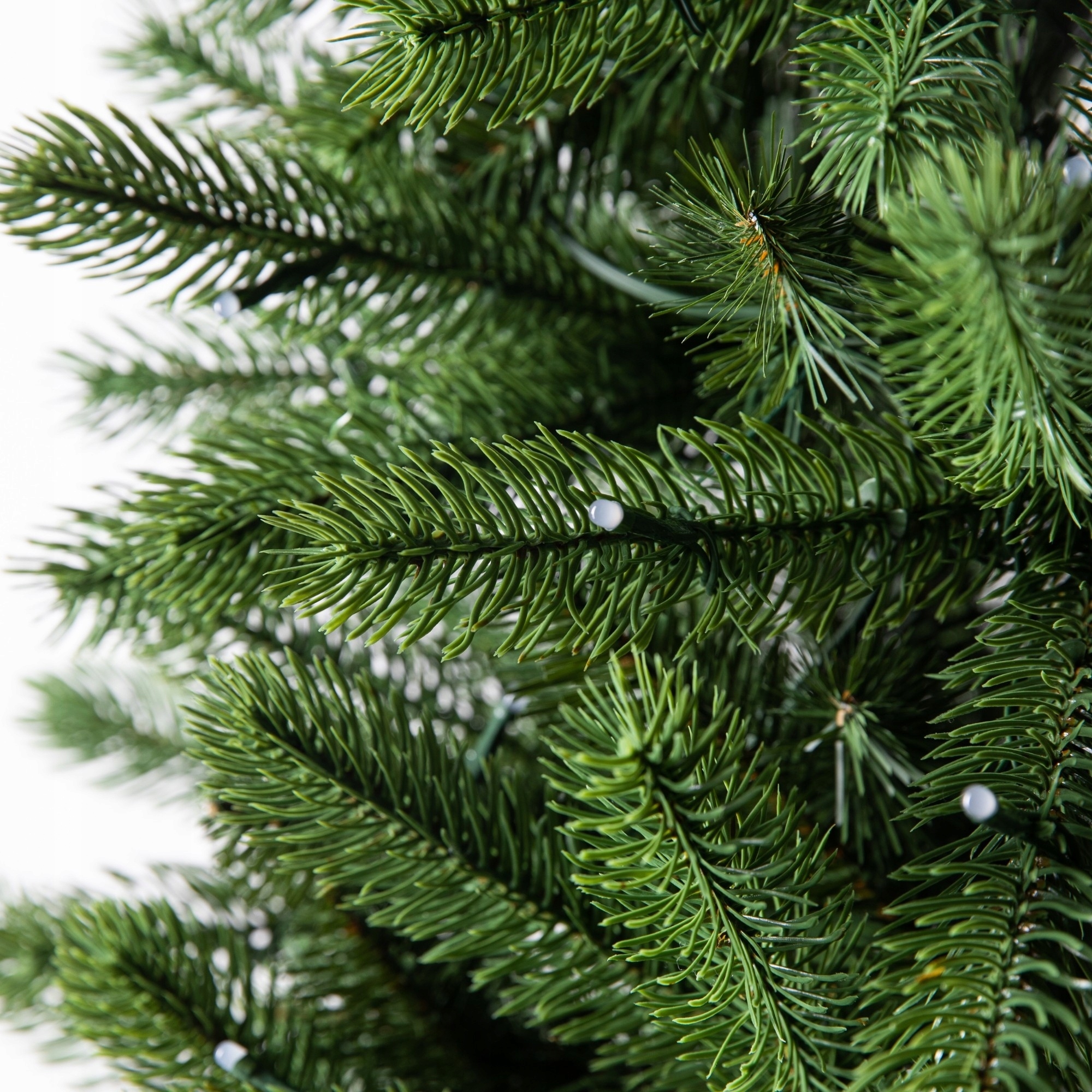 Pre-lit Tree - 1.80m Regal Tree – Idealne drzewko na święta