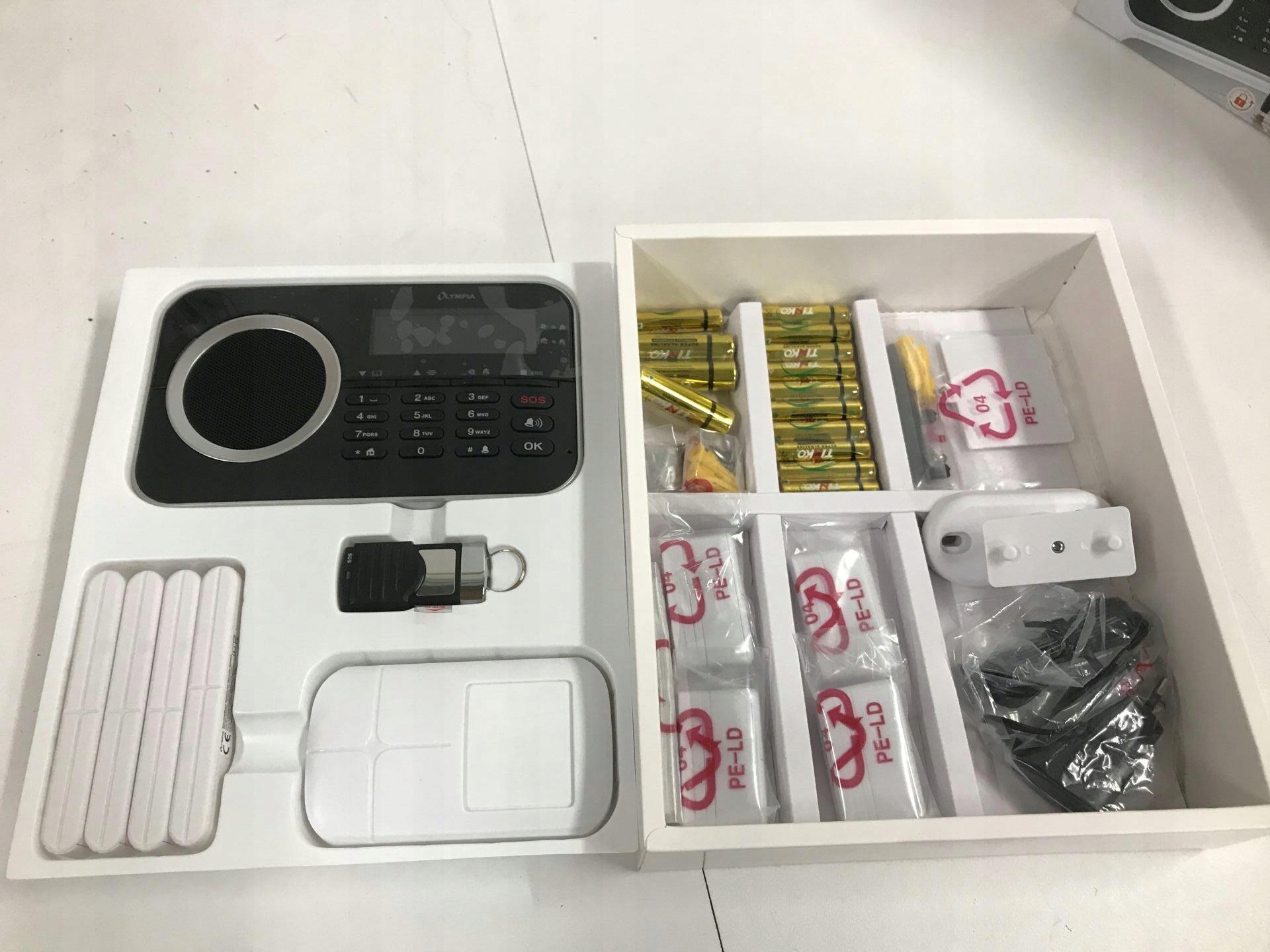 Funkcje monitorowania i zestawu głośnomówiącego