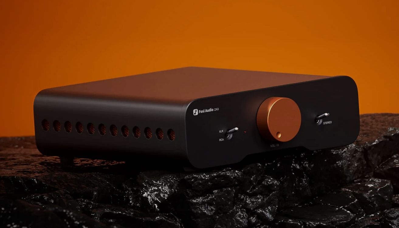 Wzmacniacz stereo i mono z wejściem zbalansowanym XLR