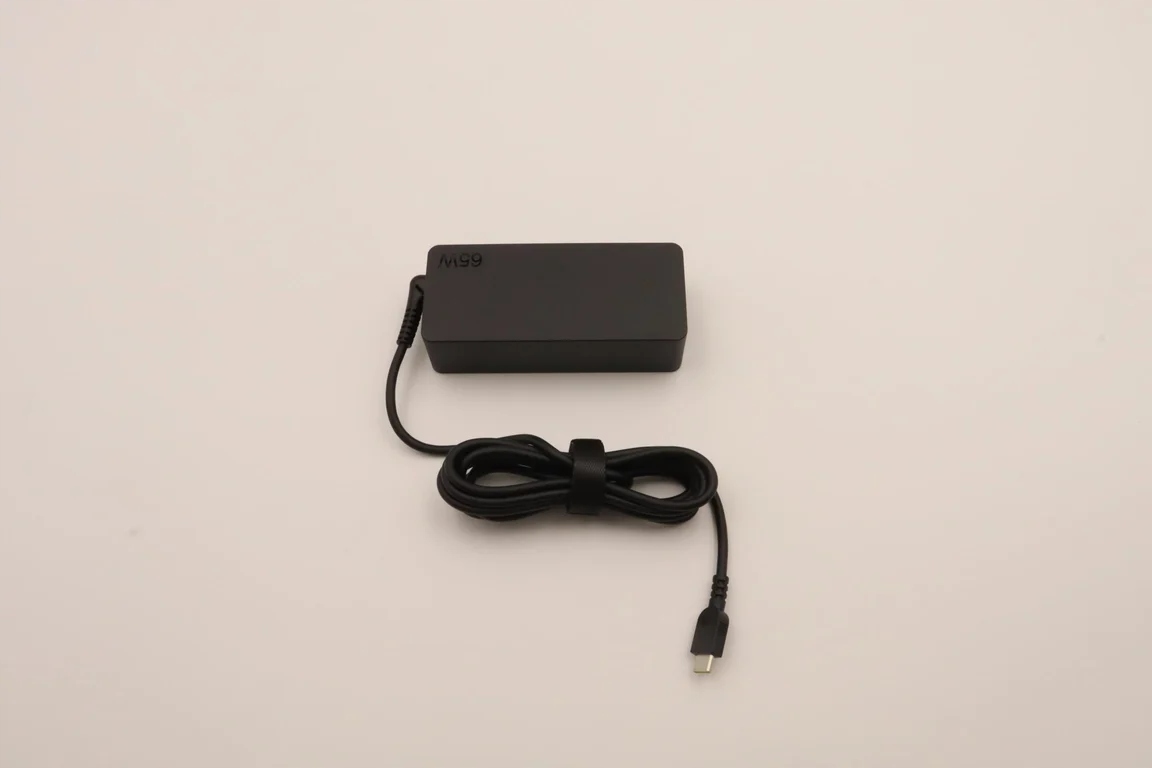 Wysoka moc zasilacza 65W - Idealna do laptopów IBM i Lenovo