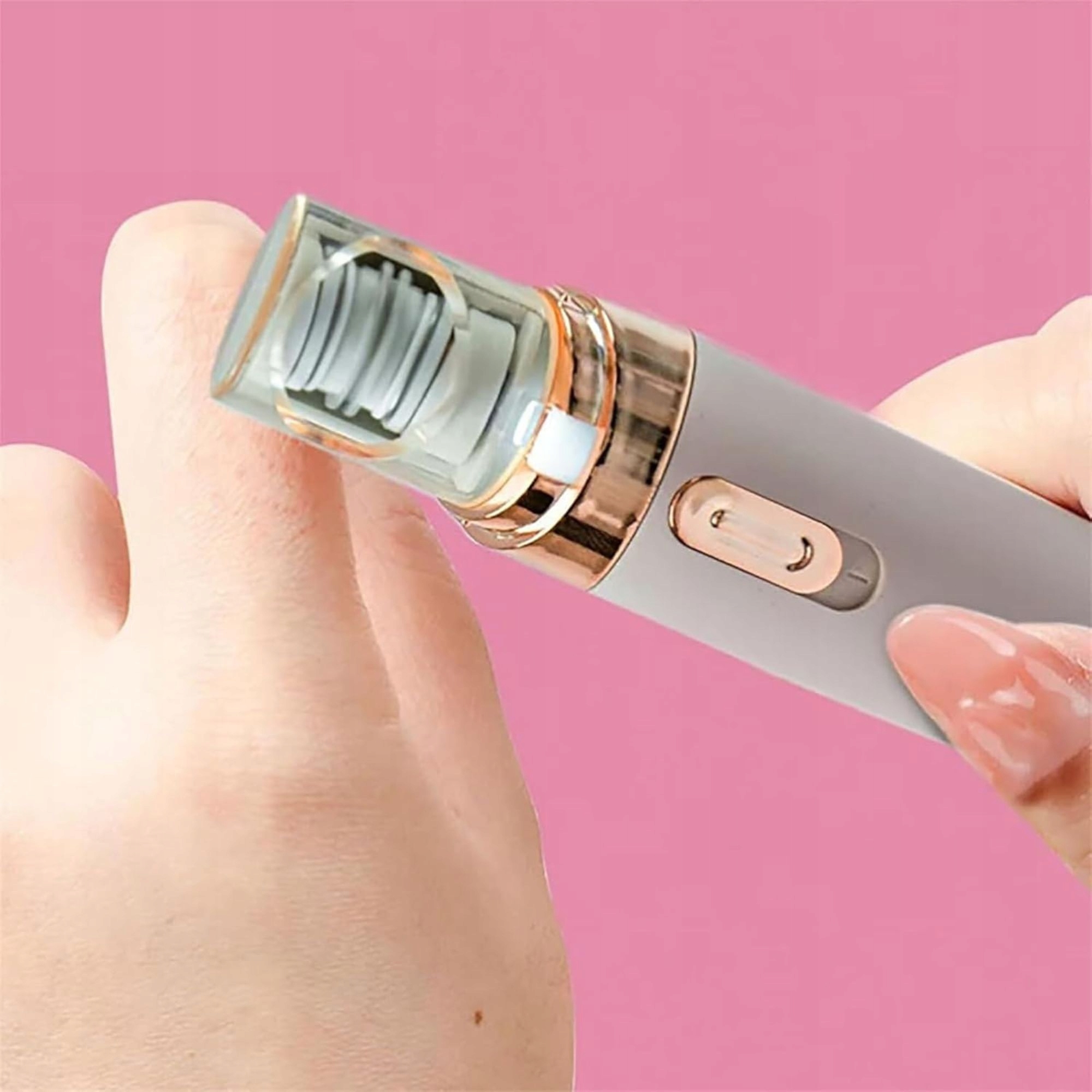 Delikatne użytkowanie na wrażliwych obszarach twarzy