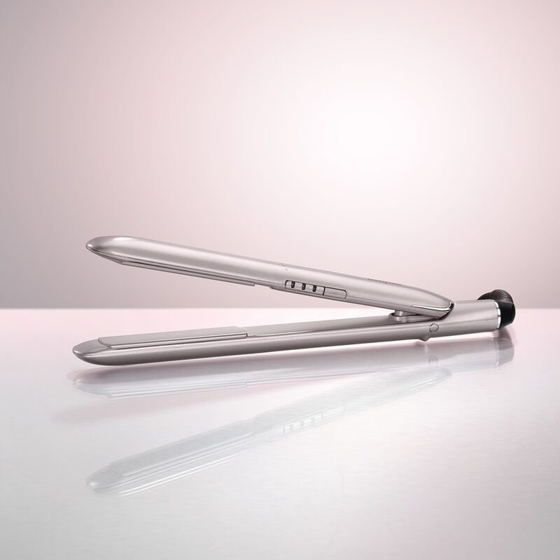 Jak podróżować z prostownicą BaByliss ST516E