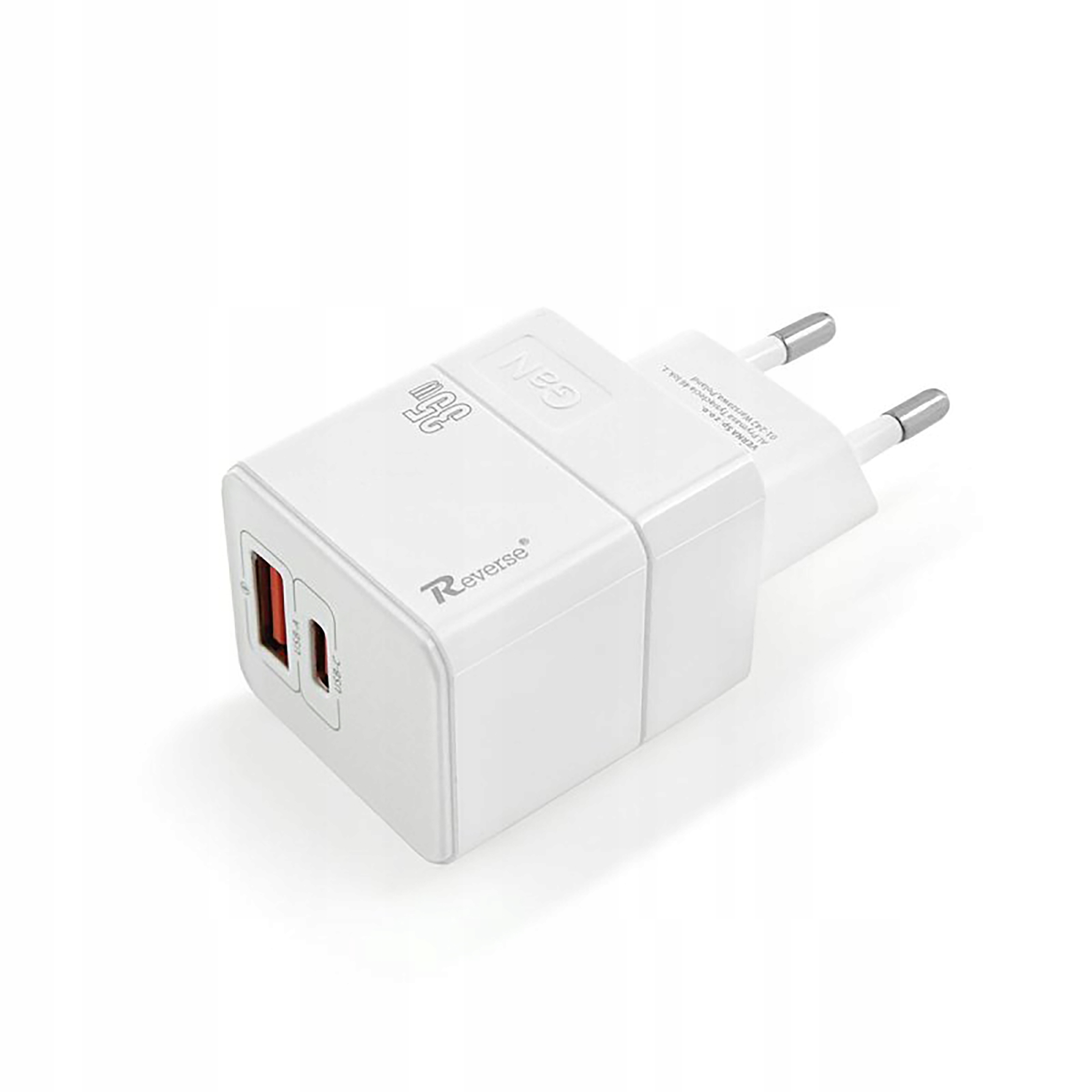 Dwa gniazda: USB Typ-C i USB (TYP-A)