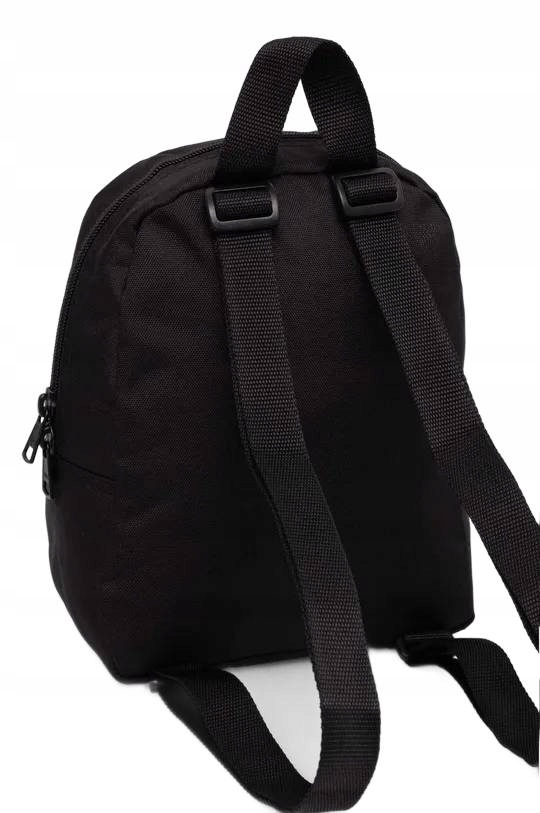 Pojemność 6 litrów – wystarczająca na najważniejsze akcesoria