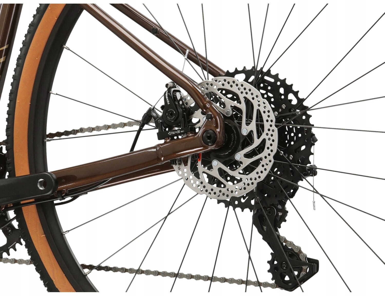 Opony WTB o szerokości 42 mm – Stabilność i komfort w trudnym terenie