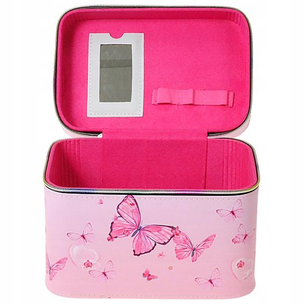 Praktyczne przechowywanie z lusterkiem