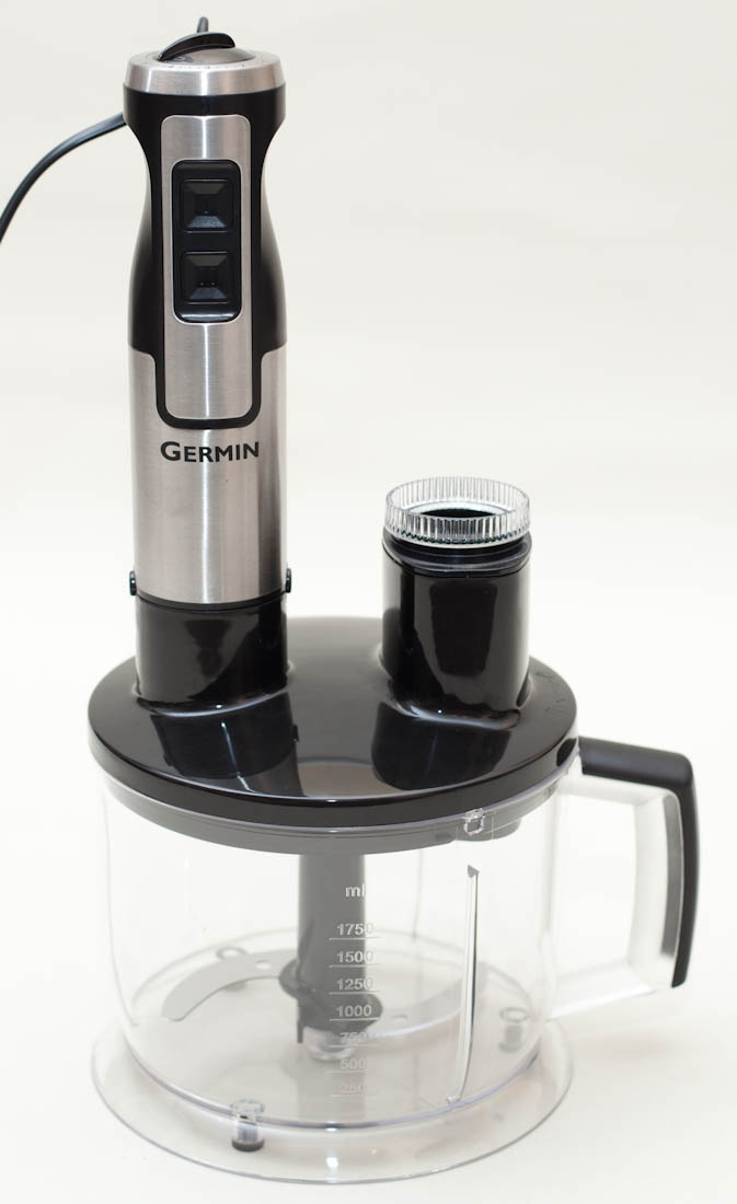 Bogate wyposażenie i metalowa obudowa