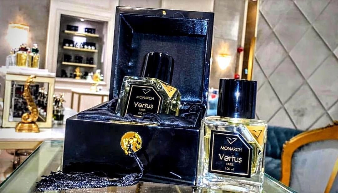 Elegancja i luksus – Perfumy, które podkreślają Twój status