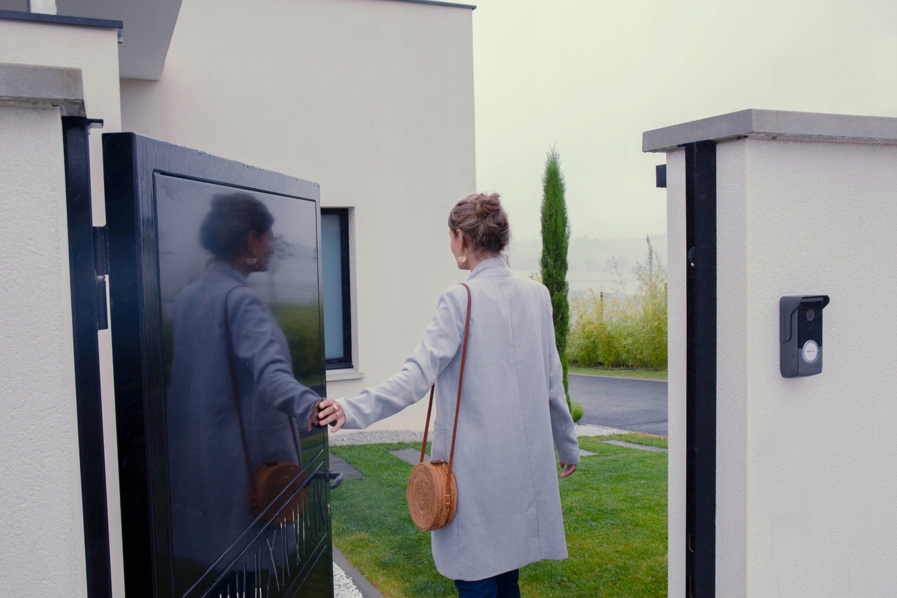 Łatwy montaż i nowoczesny design